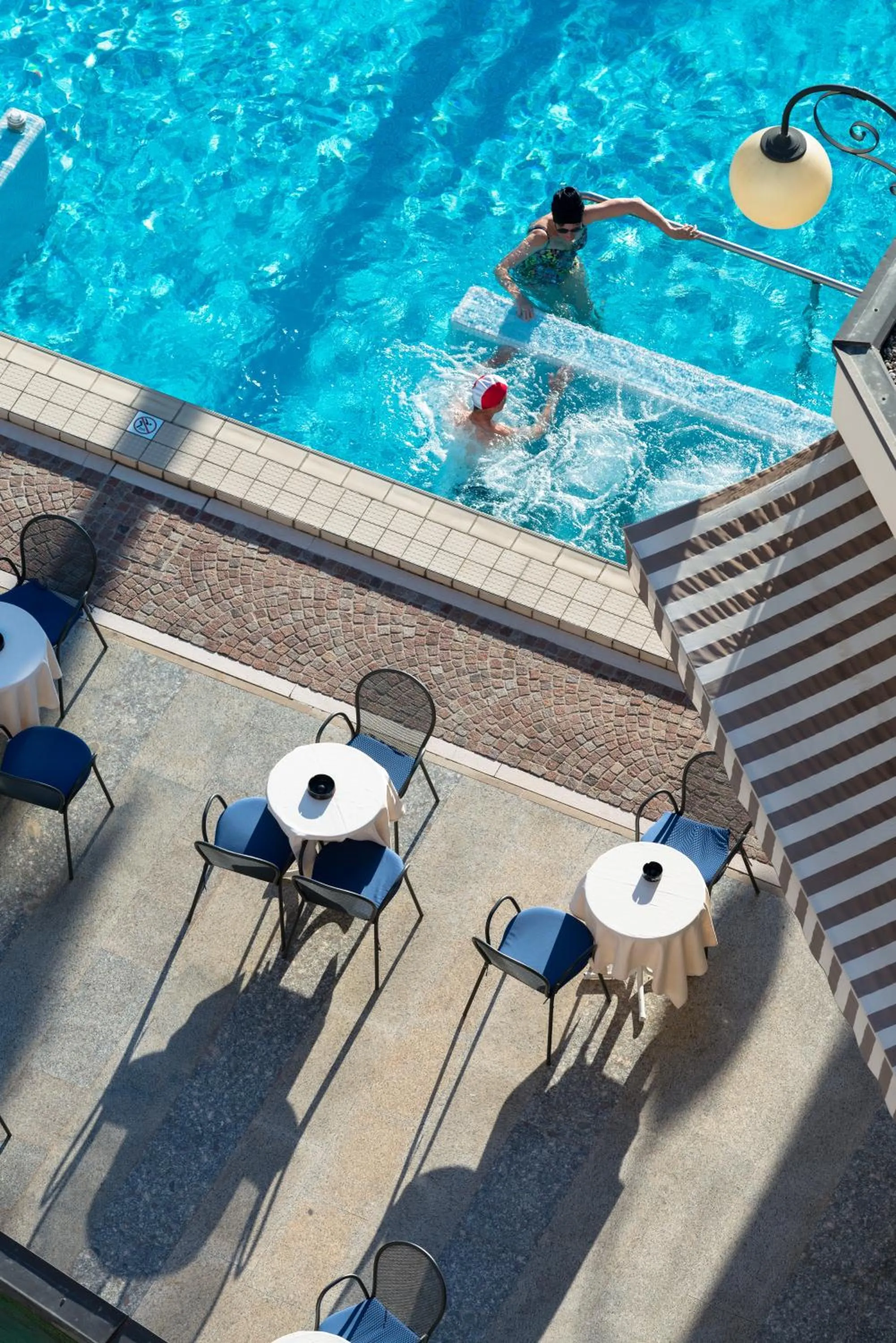 Swimming pool in Hotel Apollo Terme