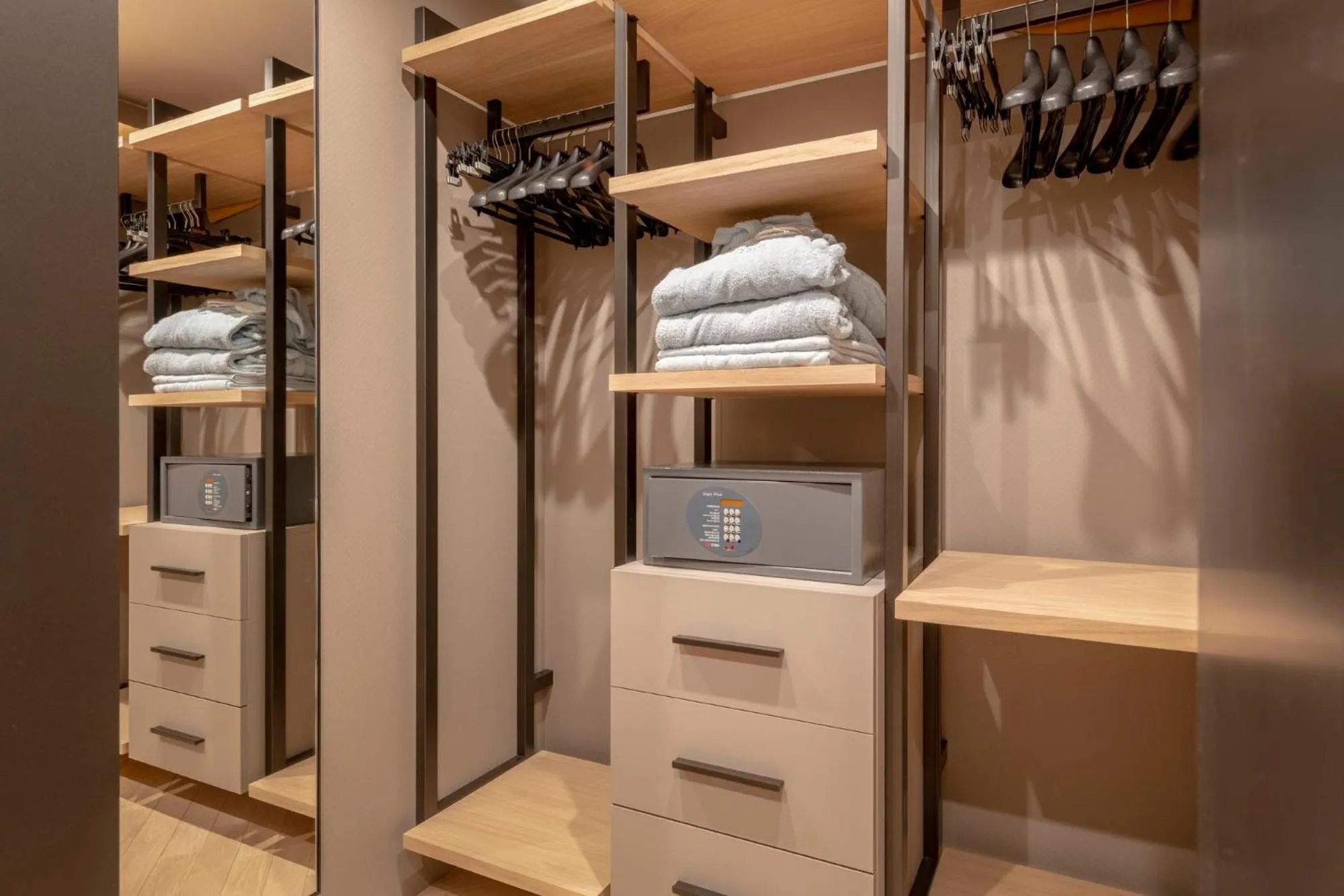 wardrobe in Hotel Apollo Terme