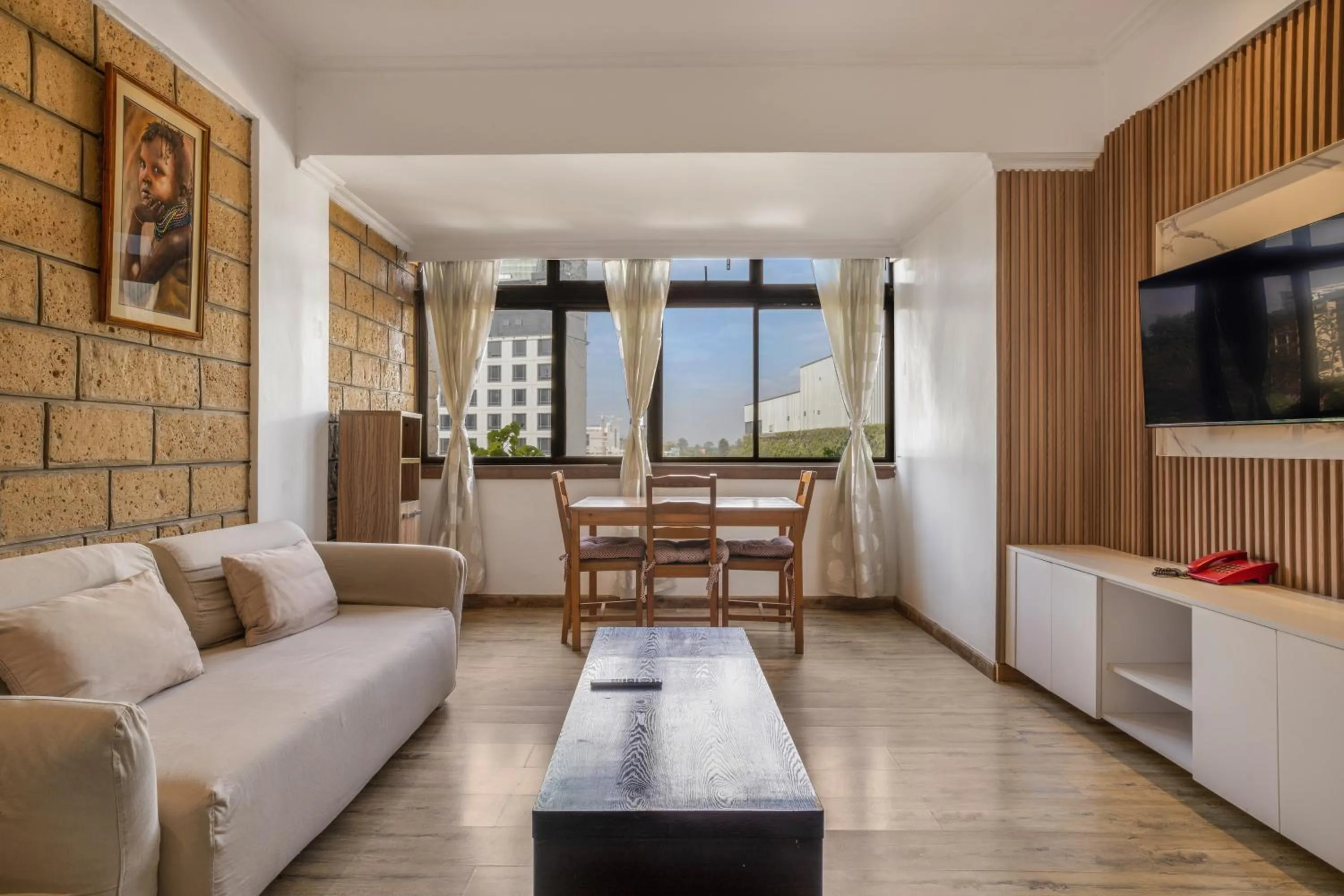 TV and multimedia in Kates Apartments