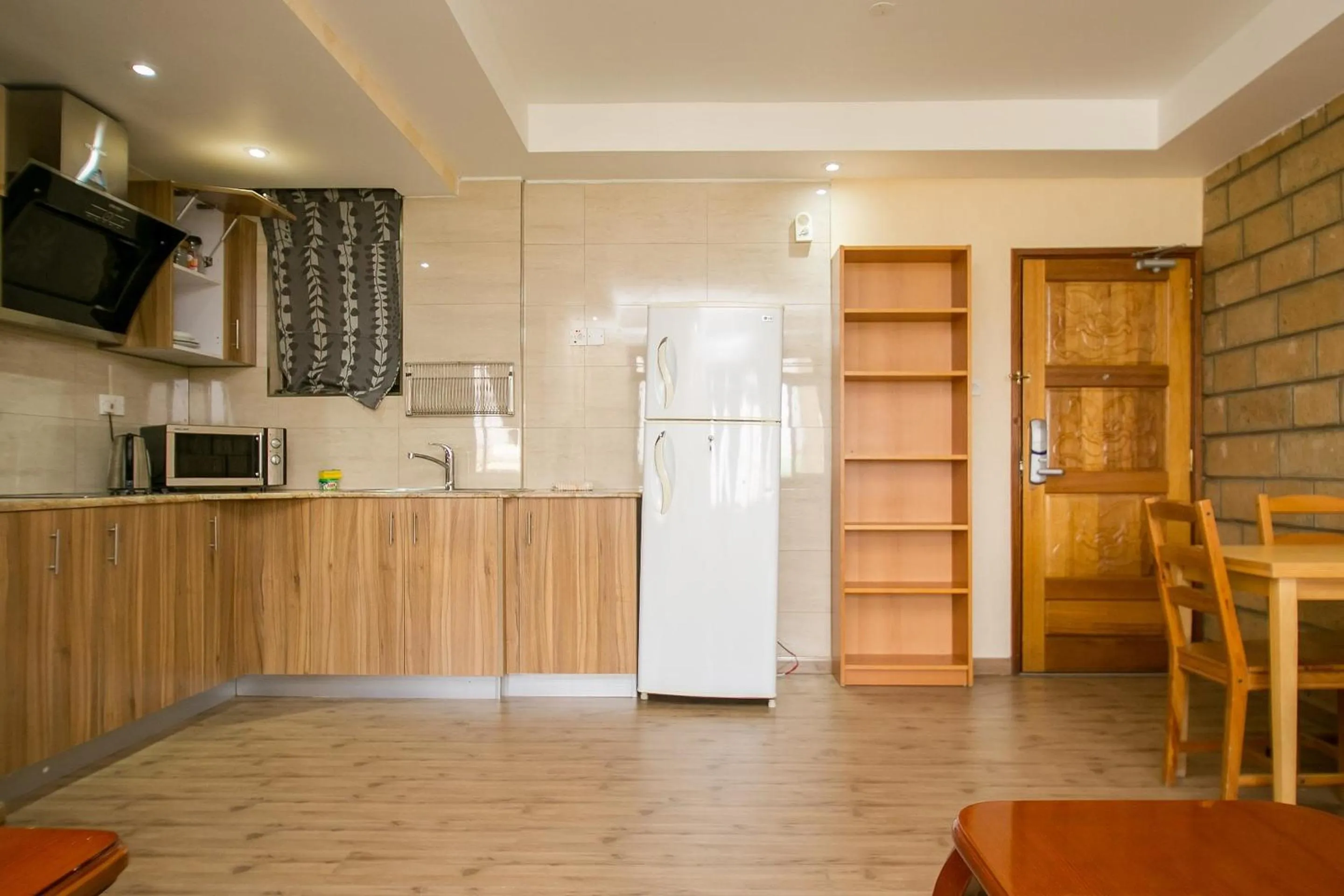 Kitchen or kitchenette in Kates Apartments