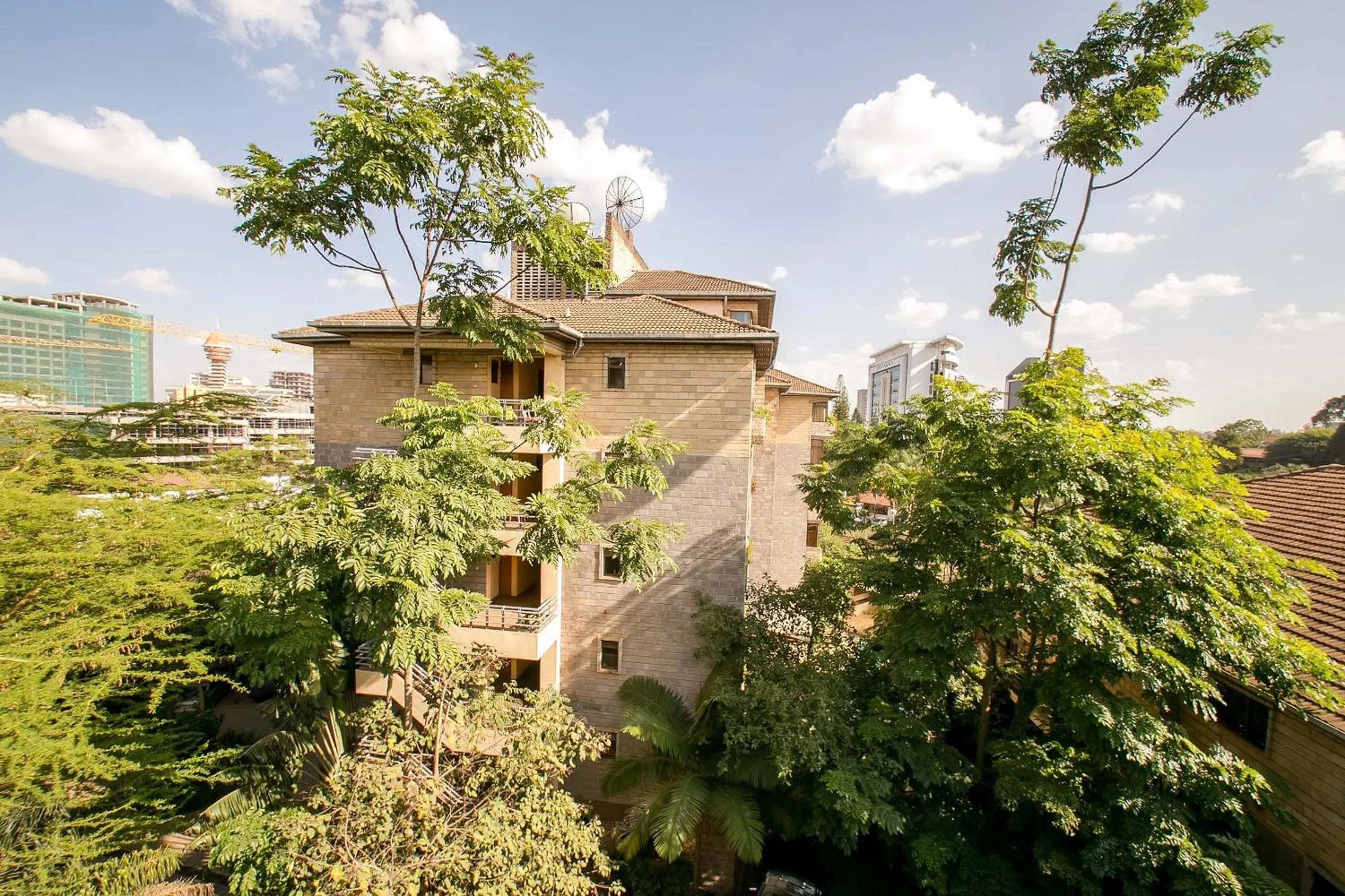 Property building in Kates Apartments