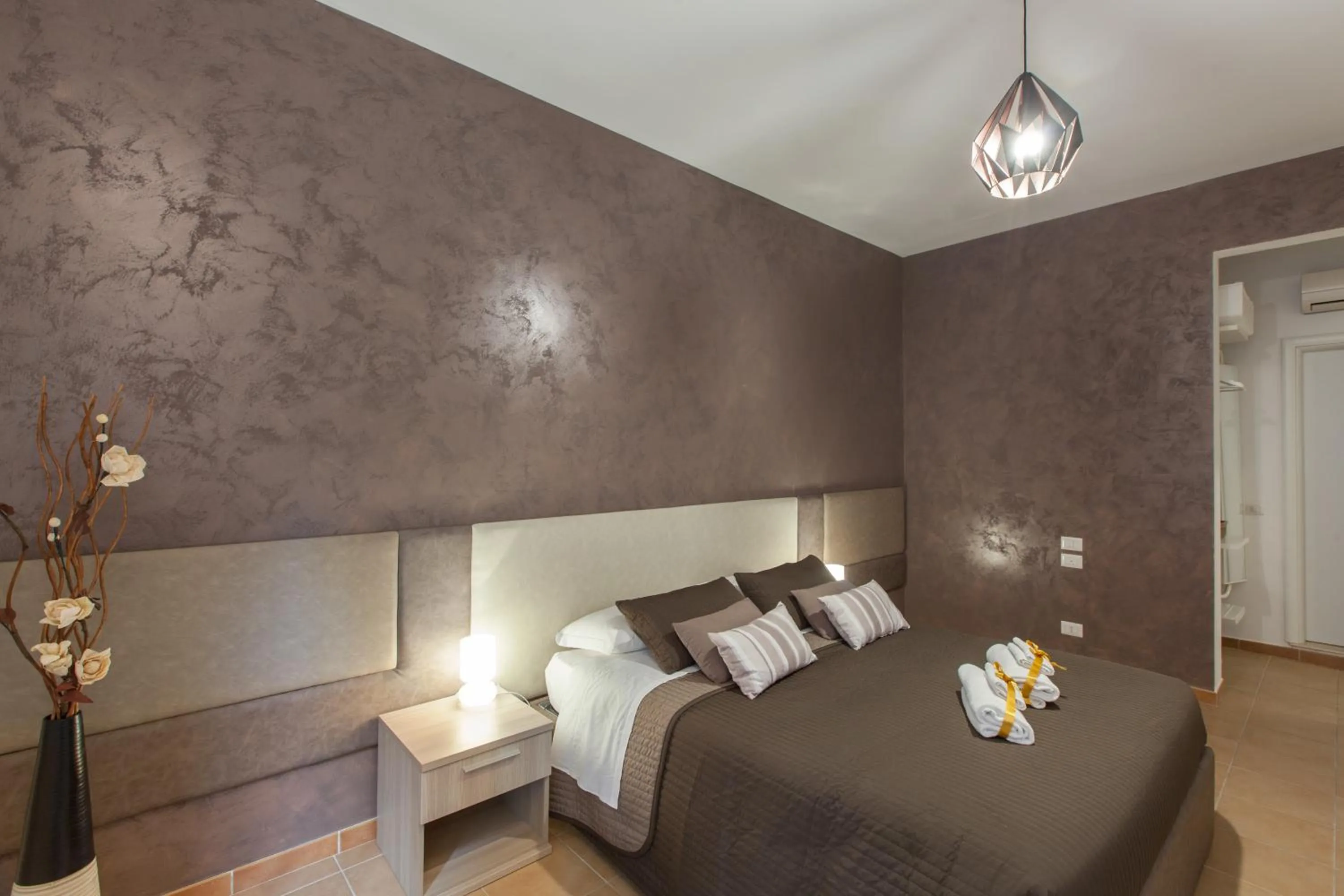 Photo of the whole room, Bed in Dormi a Roma