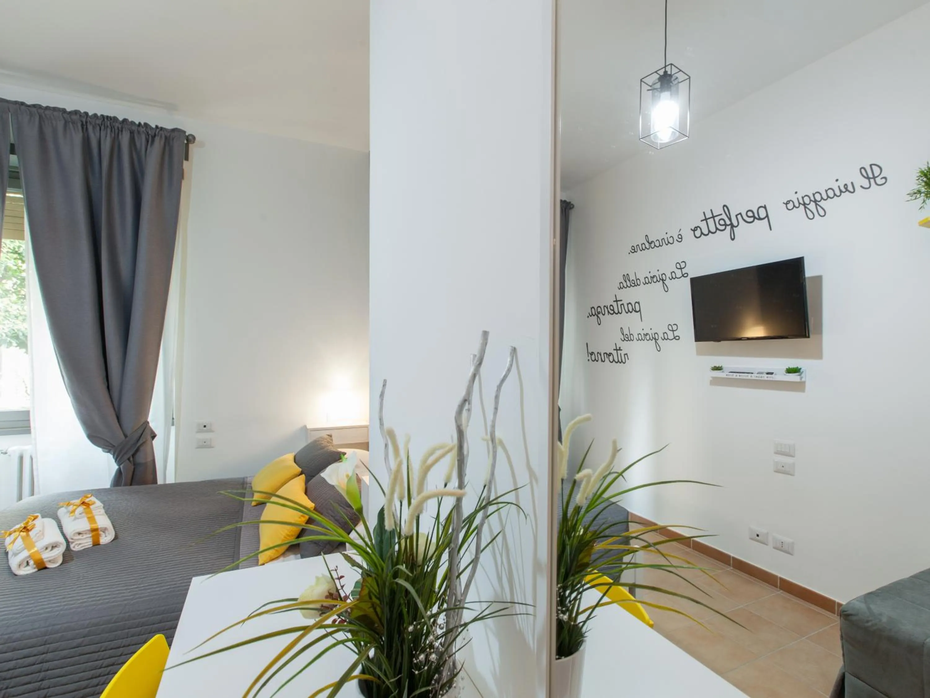 Photo of the whole room, Bed in Dormi a Roma