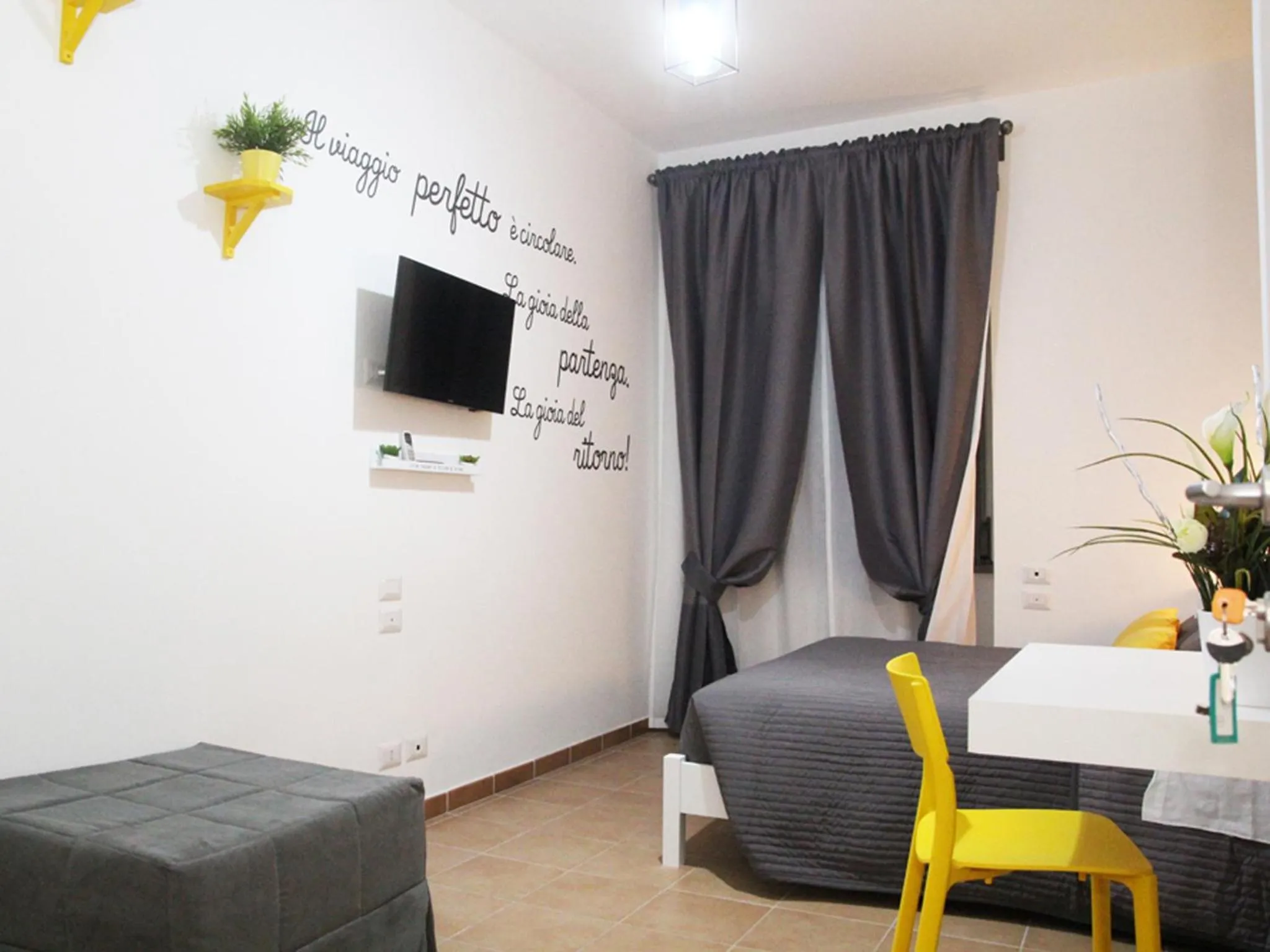 Photo of the whole room, Bed in Dormi a Roma