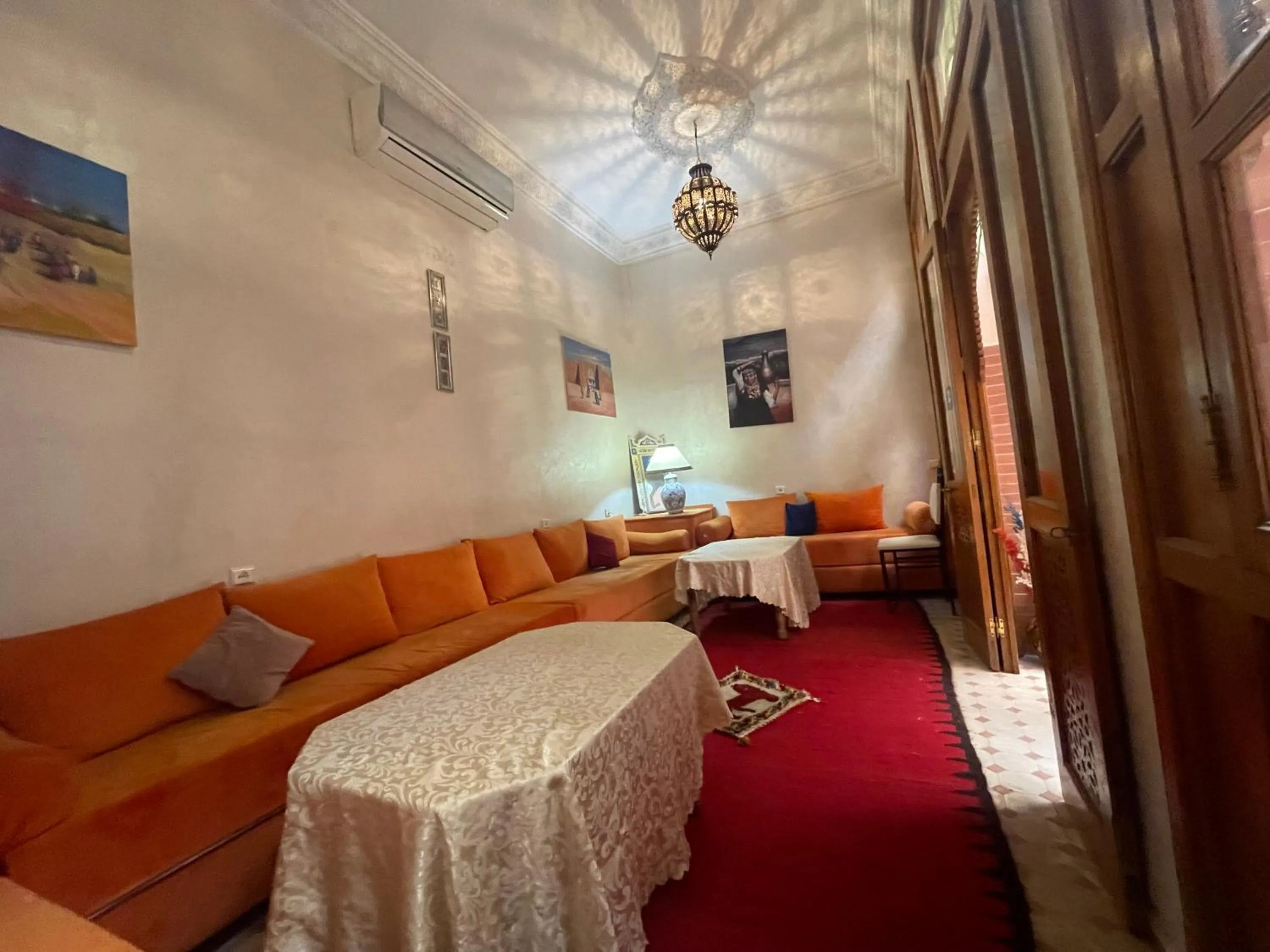 Living room in Riad Jenan Adam
