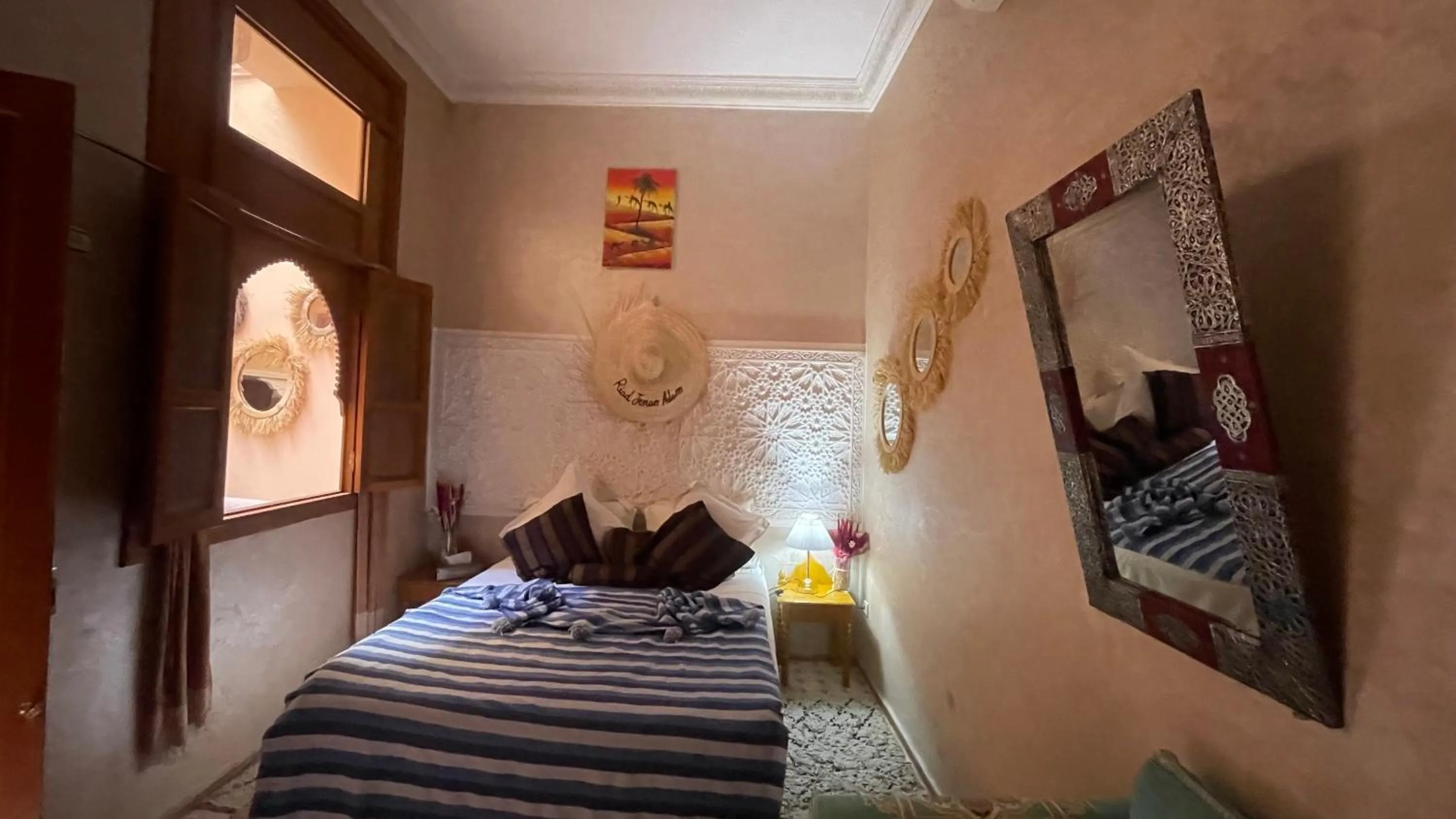 Bed in Riad Jenan Adam