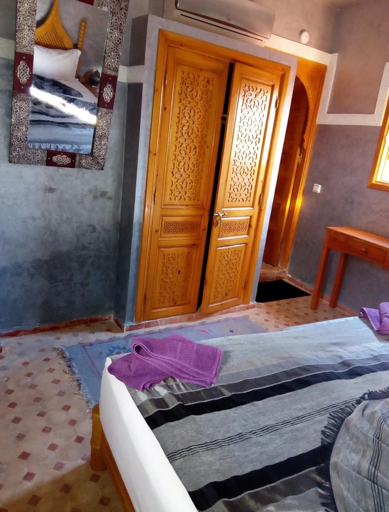 Bed in Riad Jenan Adam