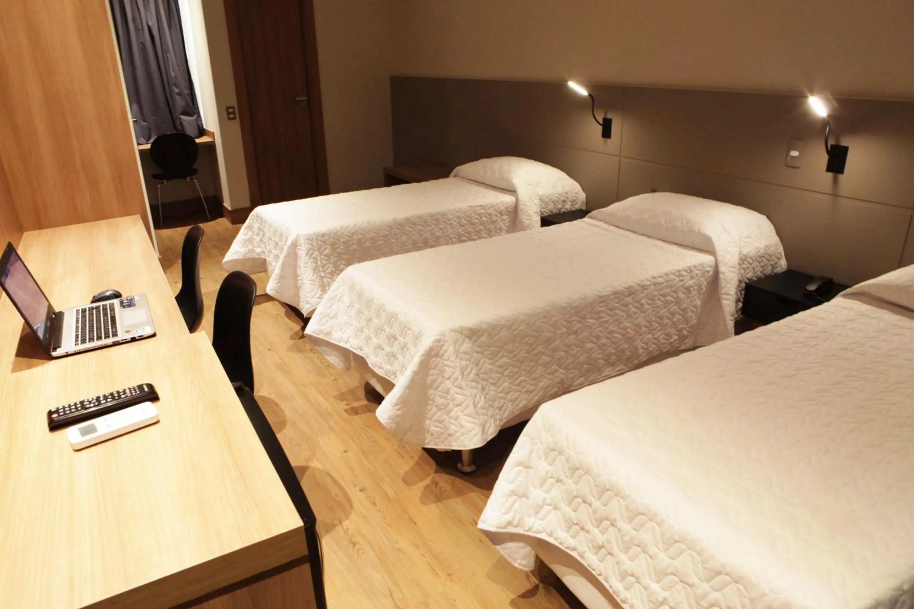 Bed in Plaza Spania Boutique Hotel