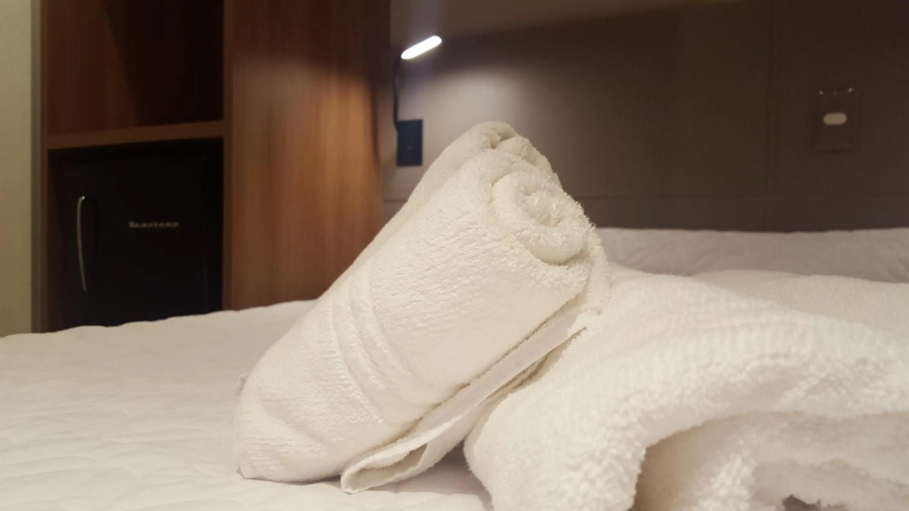 Bed in Plaza Spania Boutique Hotel