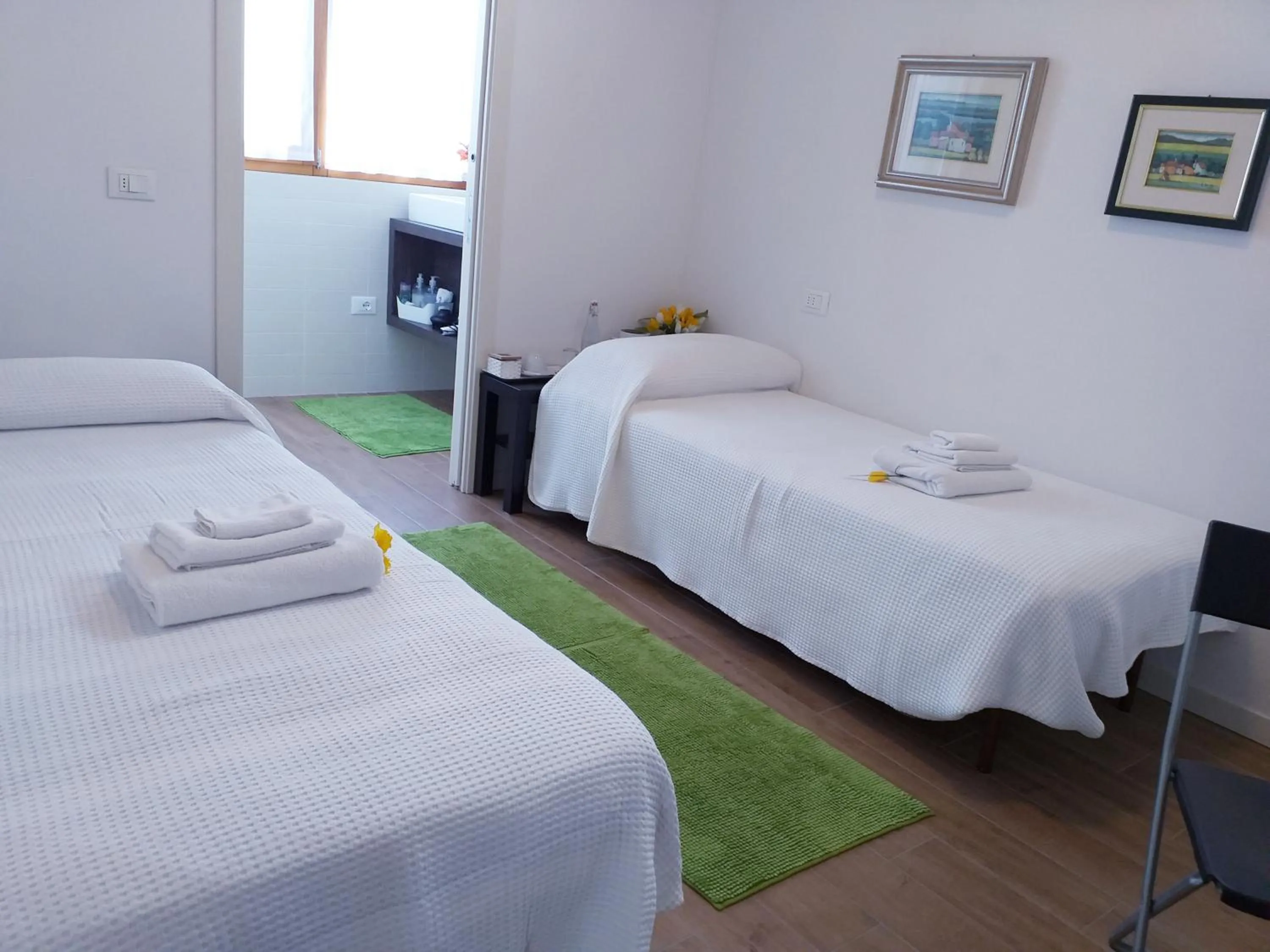 Photo of the whole room, Bed in B&B Ca' Rina