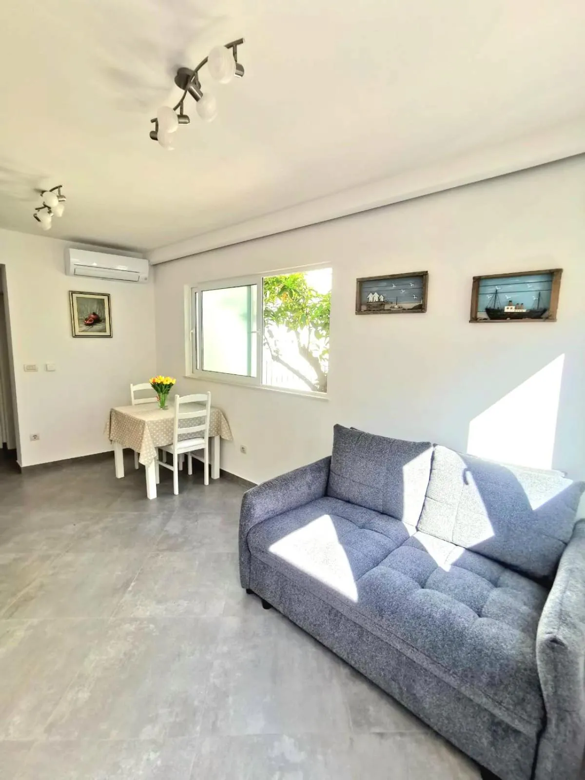Seating area in Imperium Apartments