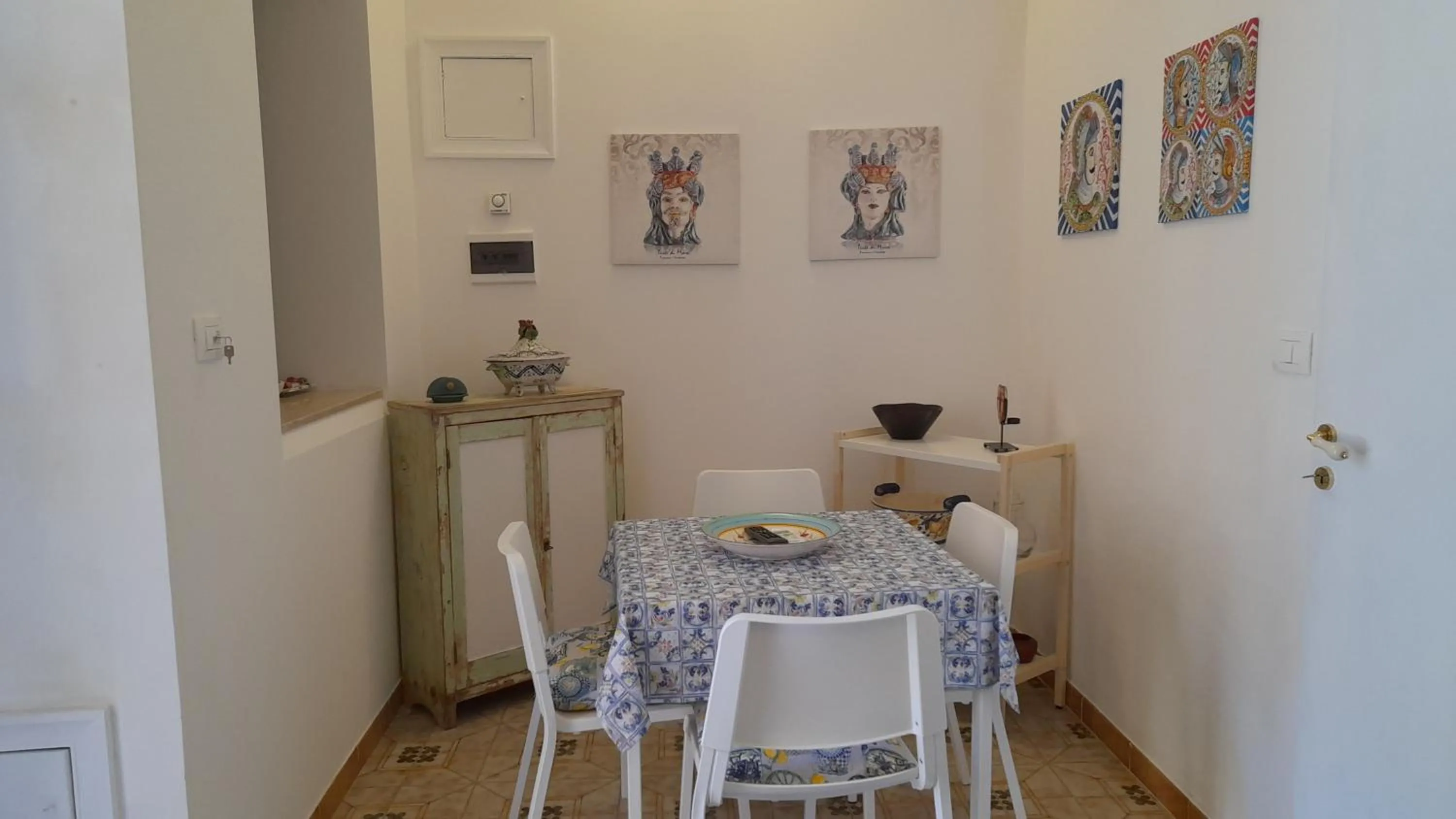 Living room in Si-Moutique, le Case-grotte degli Avi 2