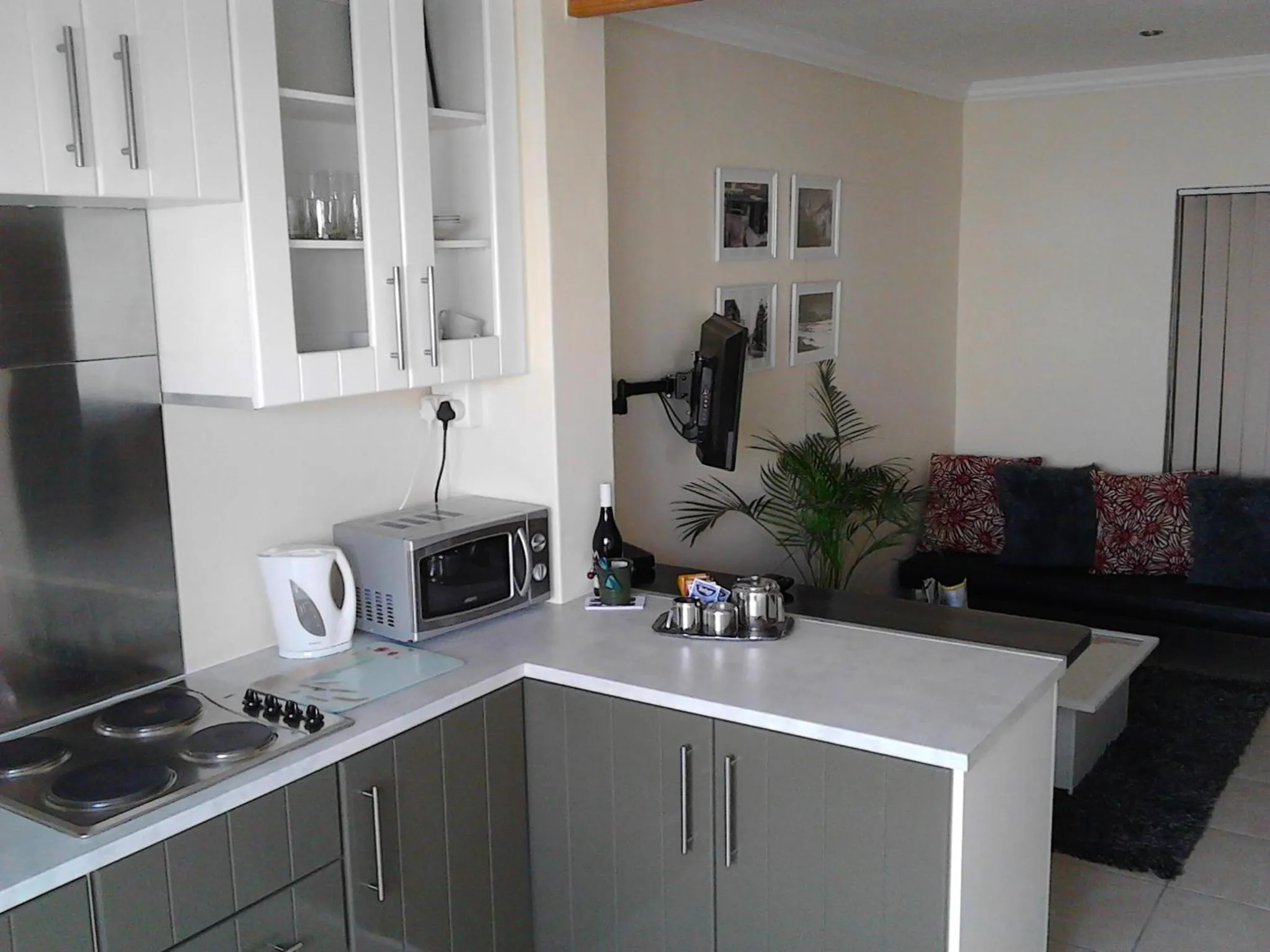 Kitchen or kitchenette in Port House