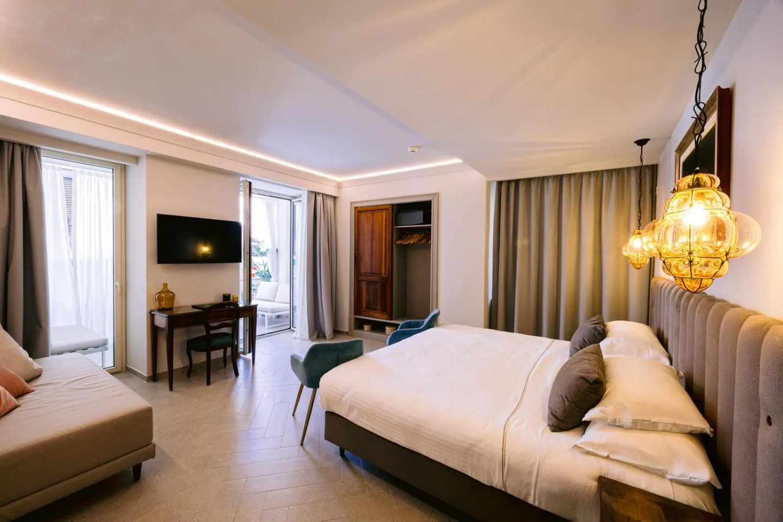 Bed in Hotel Villa Paradiso