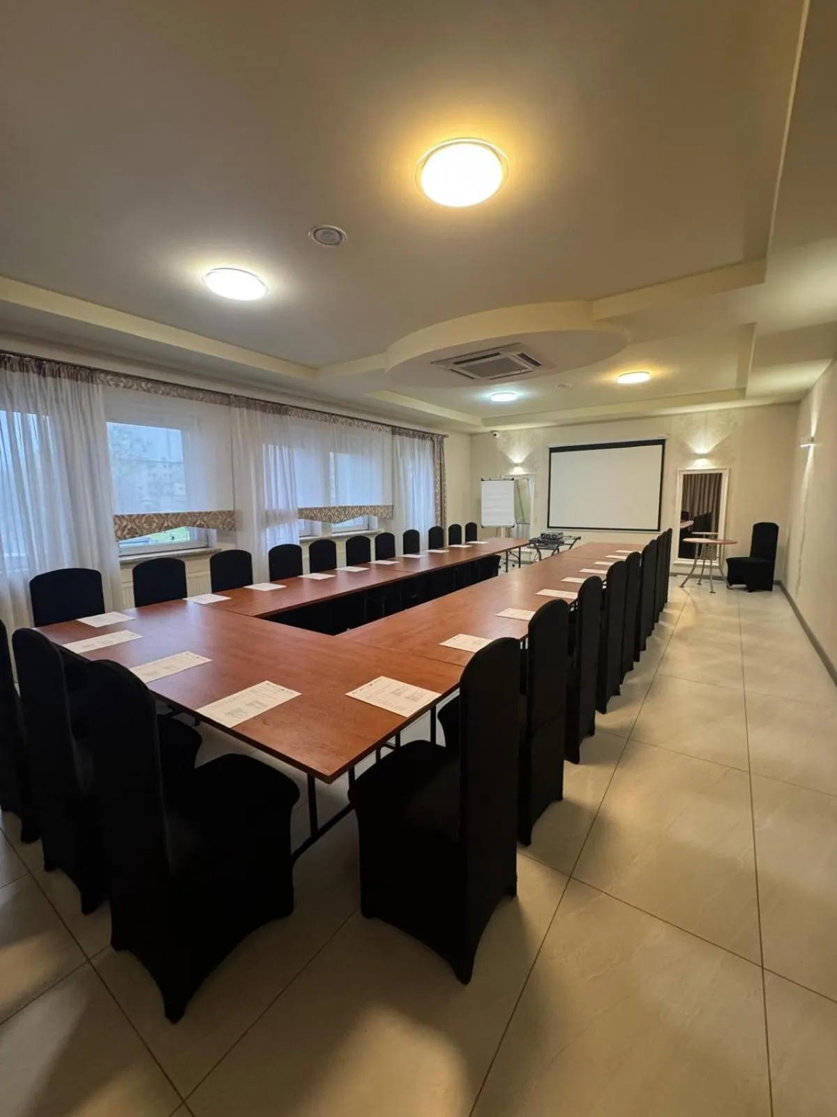 Meeting/conference room in Carina Hotel