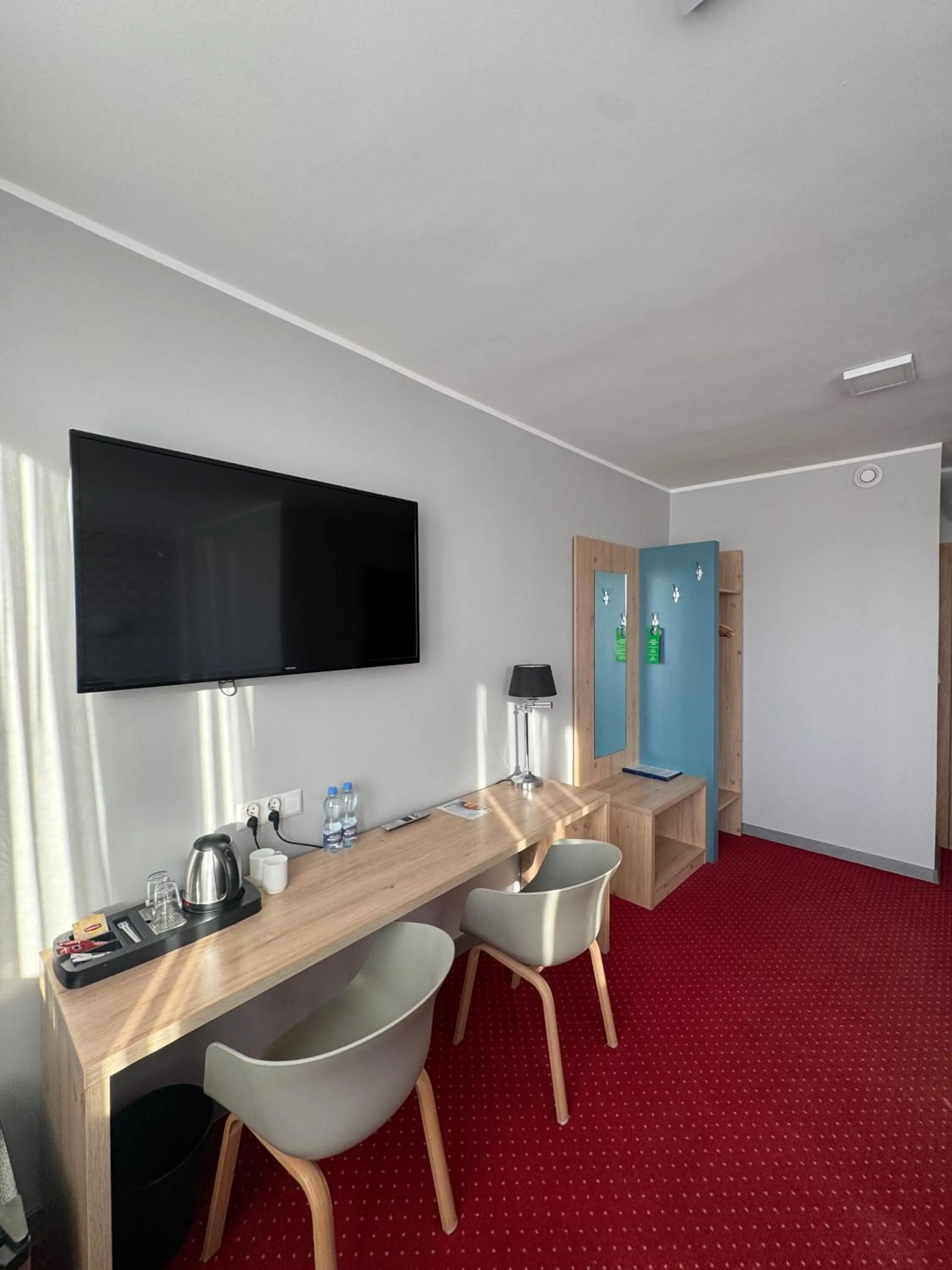 TV and multimedia in Carina Hotel