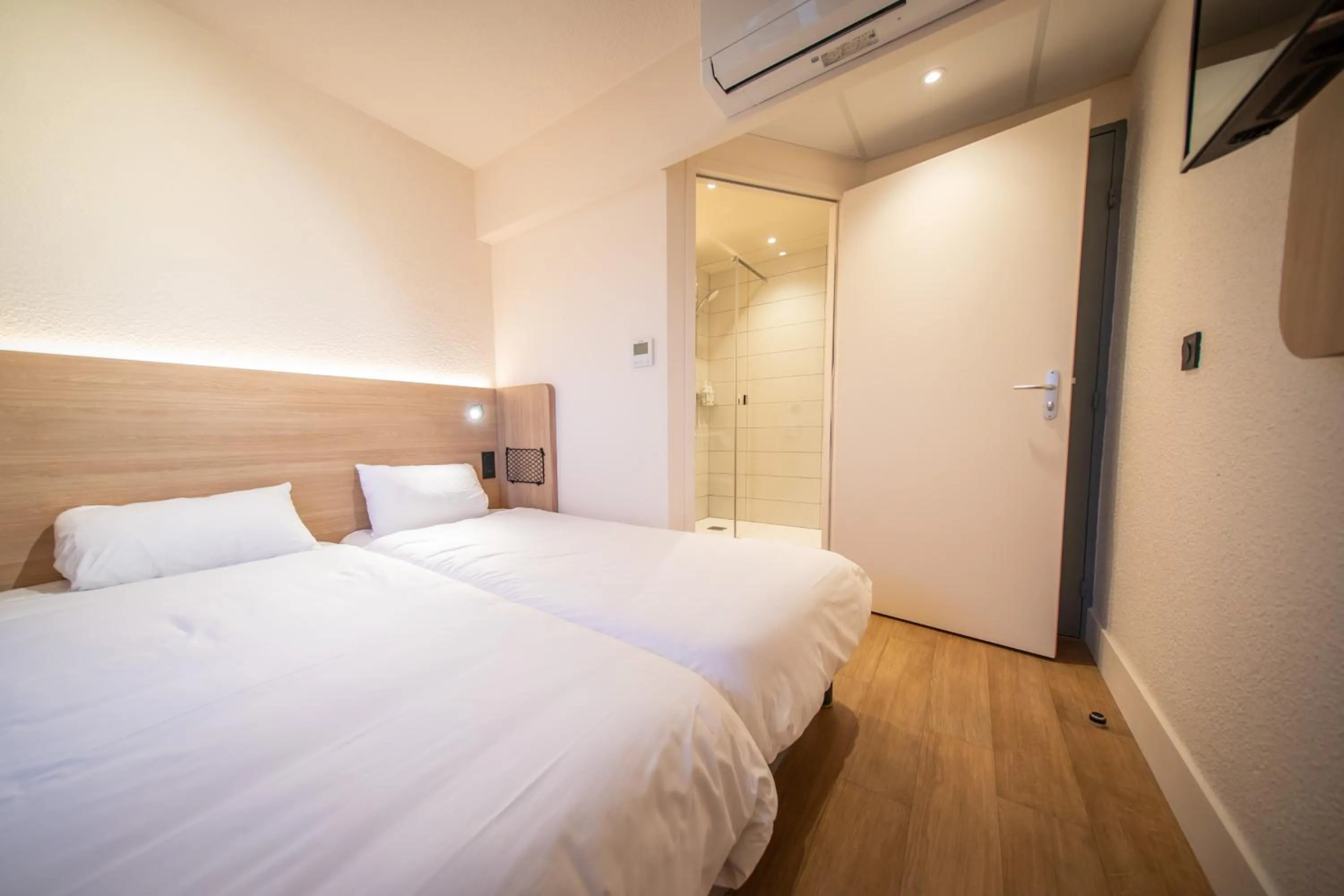 Bedroom, Bed in Premiere Classe Annecy Cran-Gevrier RÉNOVÉ EN 2025