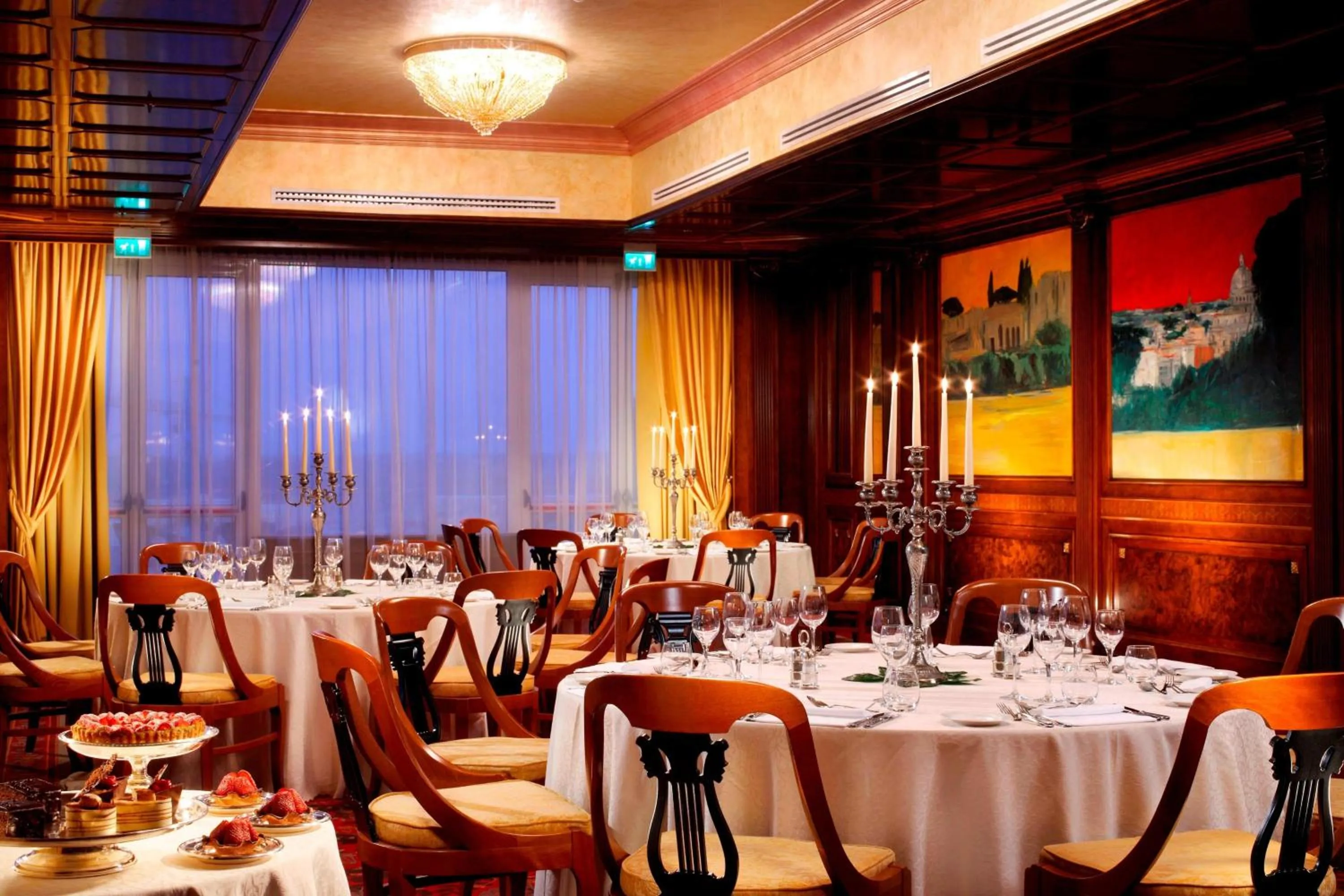 Restaurant/places to eat in Rome Marriott Park Hotel