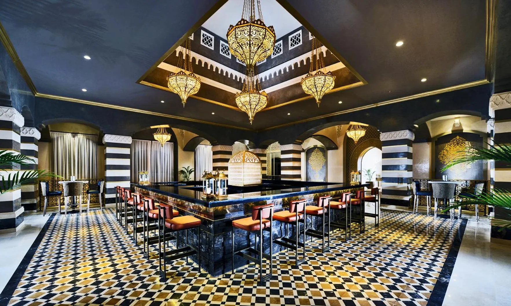 Restaurant/places to eat in Steigenberger Alcazar