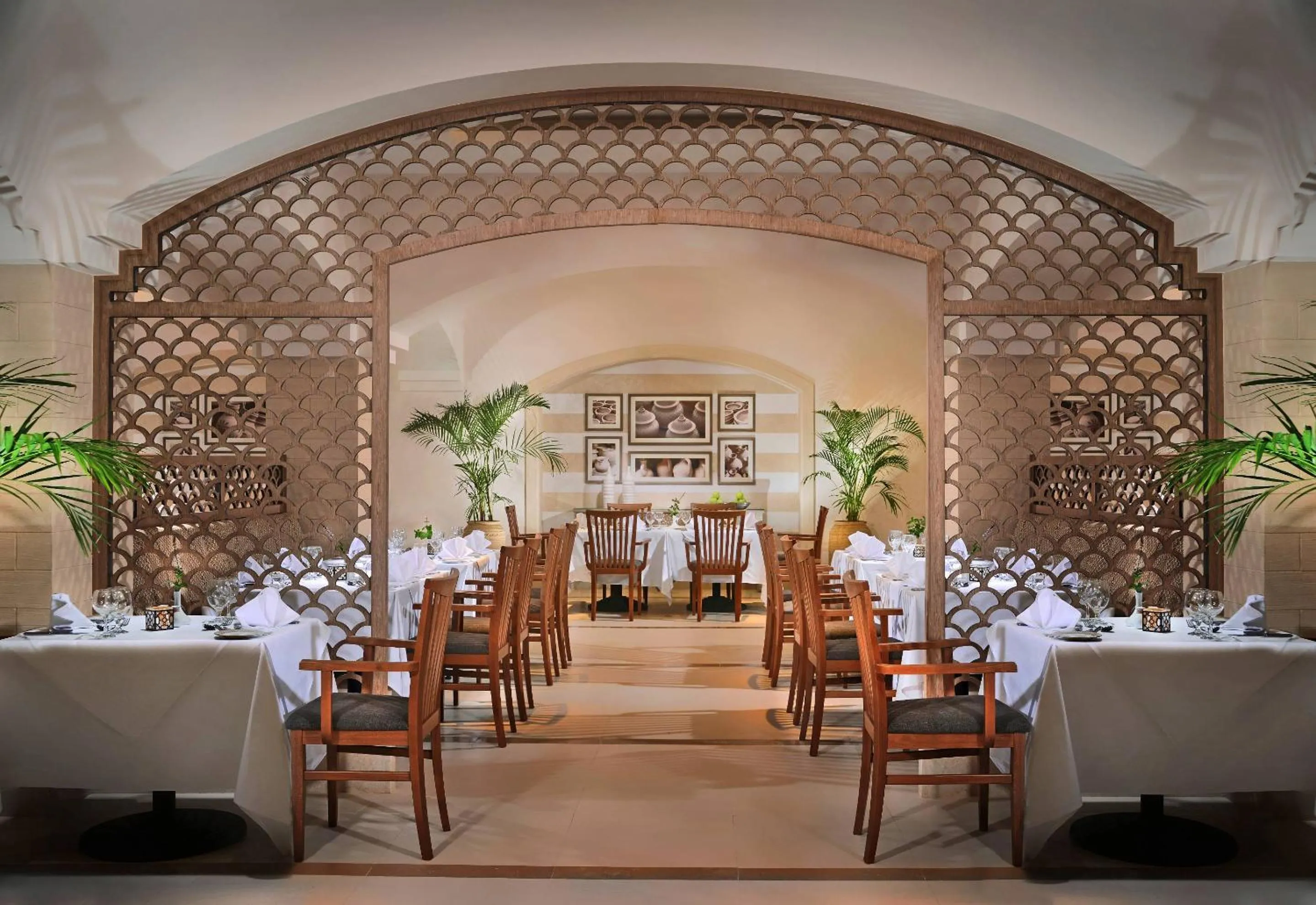 Restaurant/places to eat in Steigenberger Alcazar