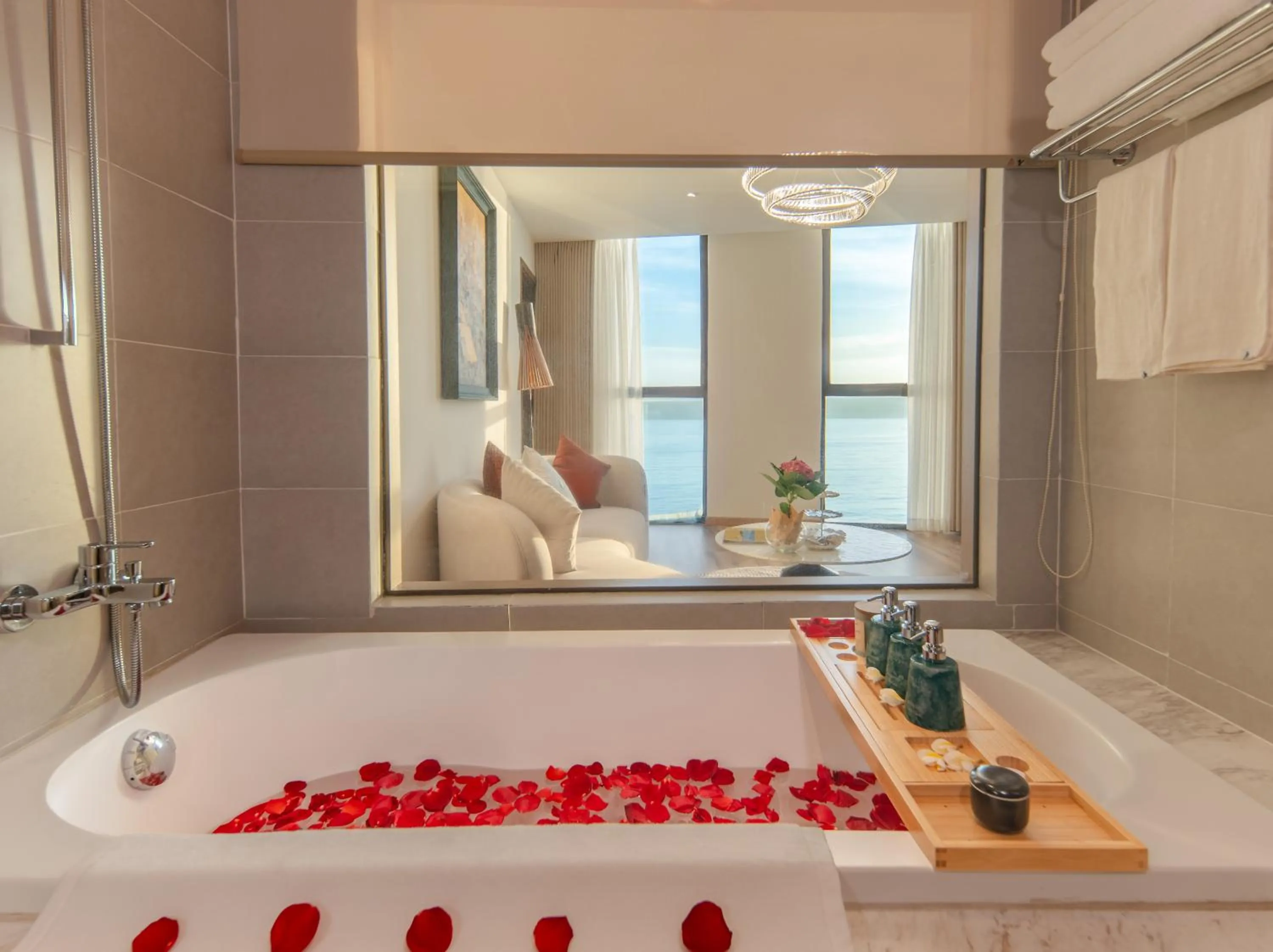 Starcity Hotel & Condotel Beachfront Nha Trang