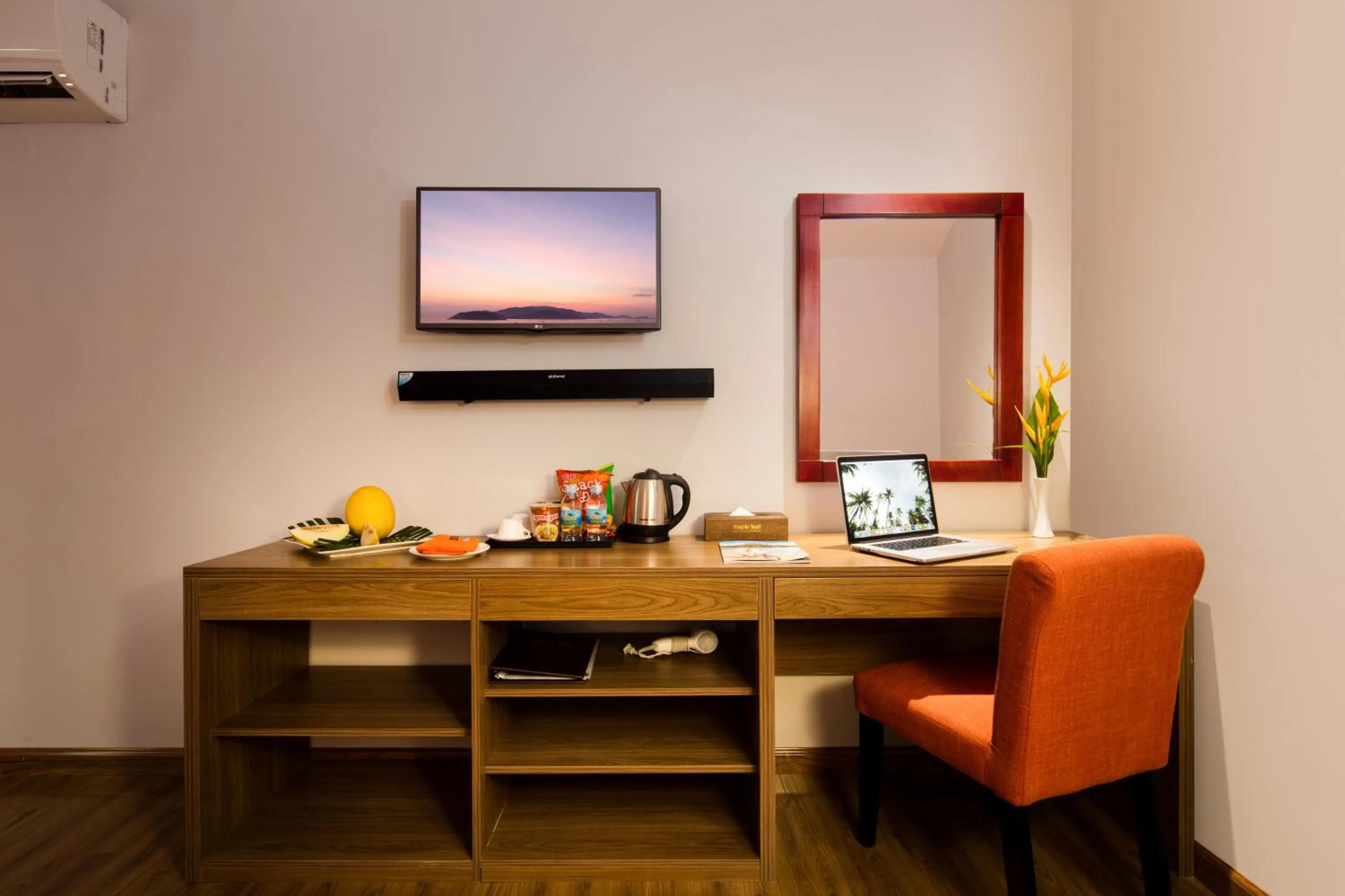 Facility for disabled guests in Maple Leaf Hotel & Apartment