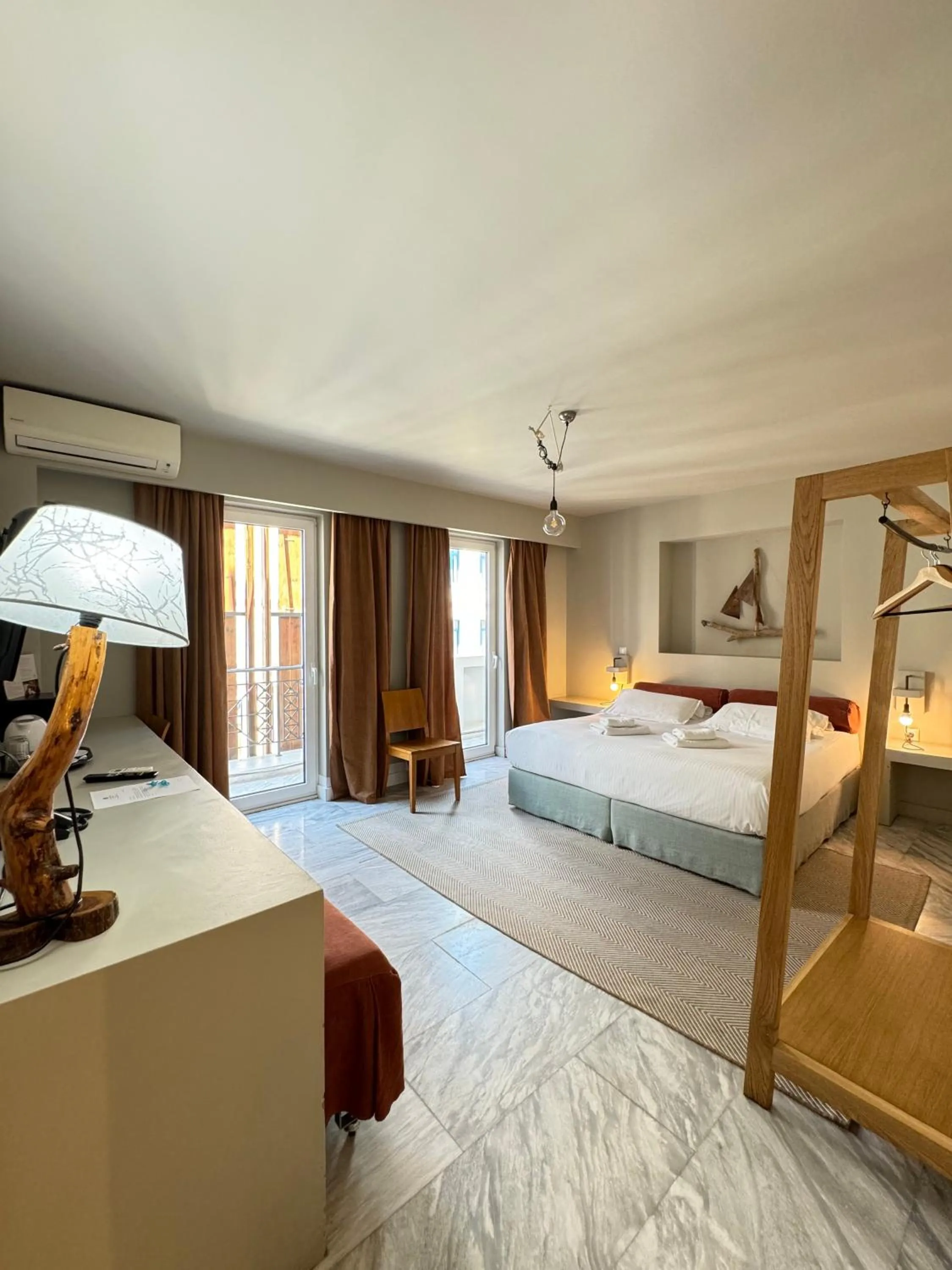 Bedroom, Bed in Lotus Center