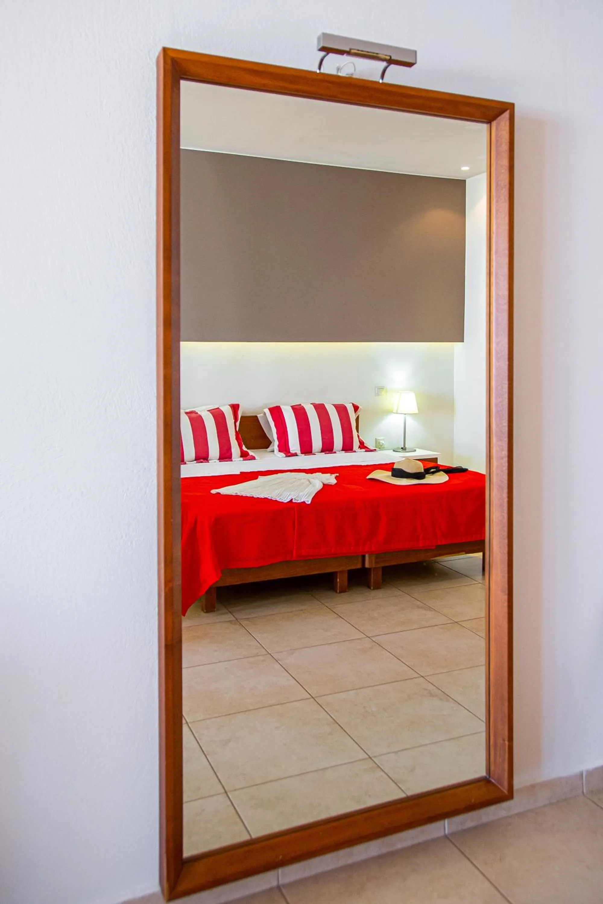 Bed in Royal Heights Resort Villas & Spa