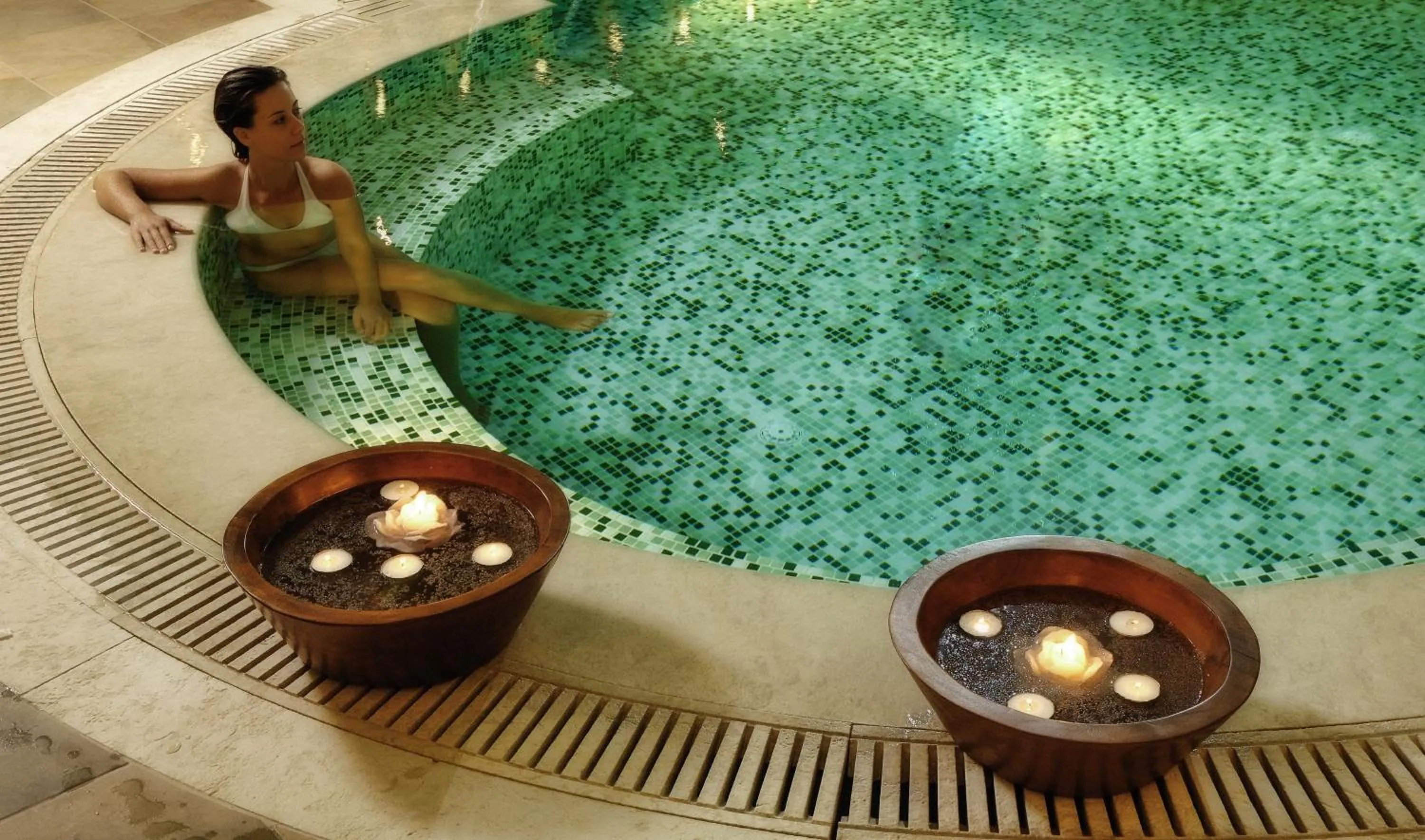 Swimming Pool in Royal Heights Resort Villas & Spa