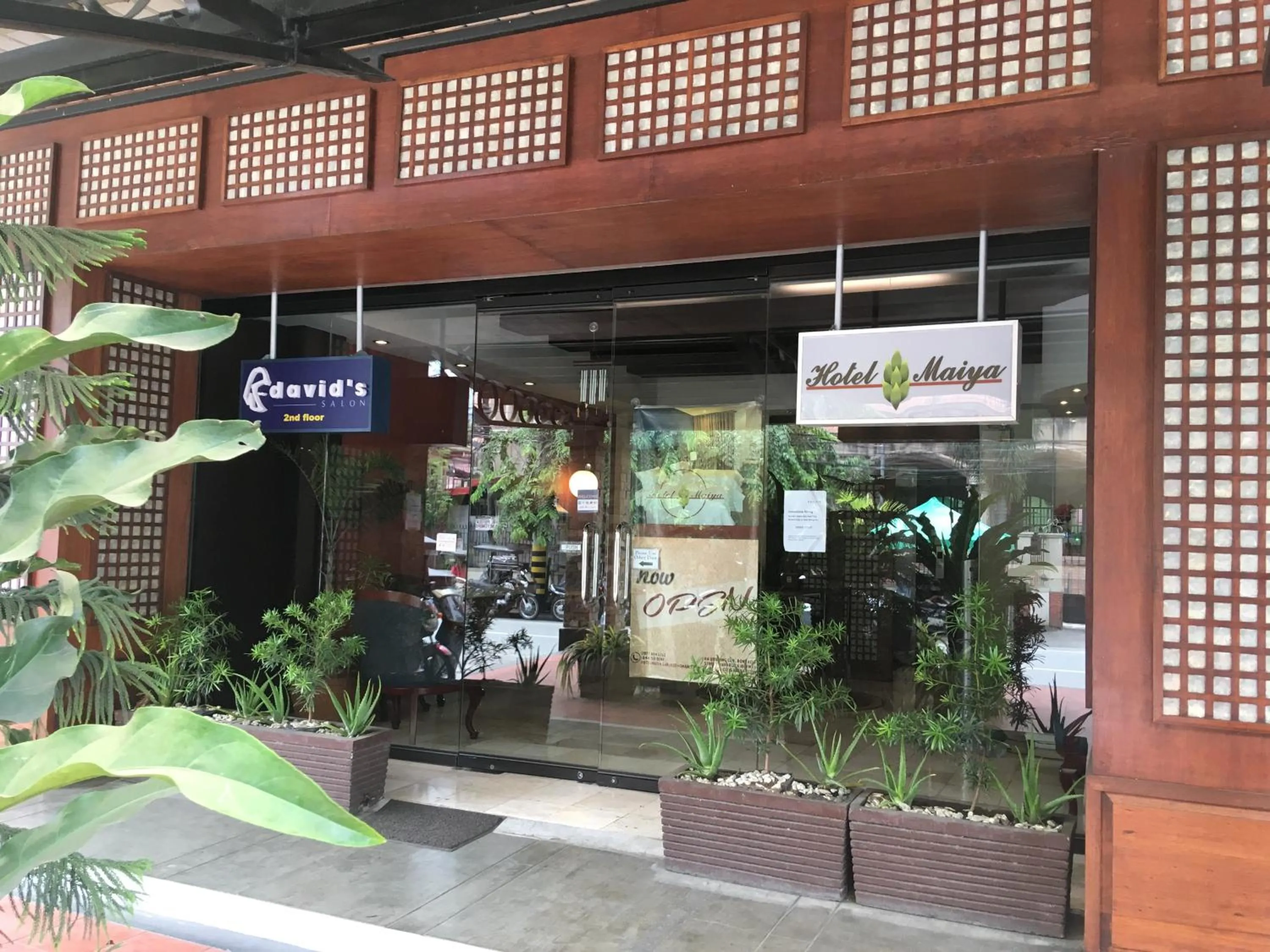 Facade/entrance in Hotel Maiya