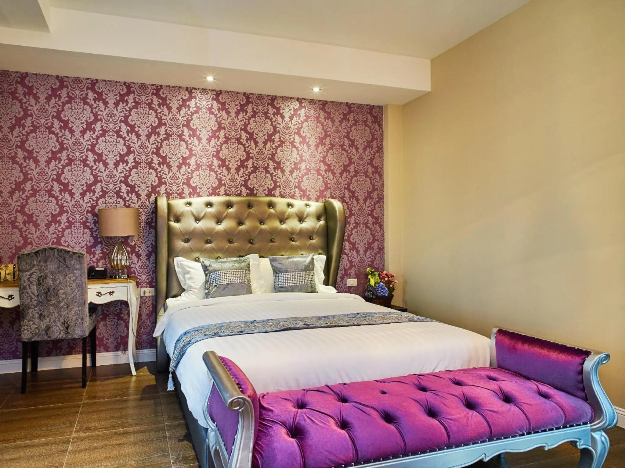 Bedroom, Bed in The Star of Sathorn