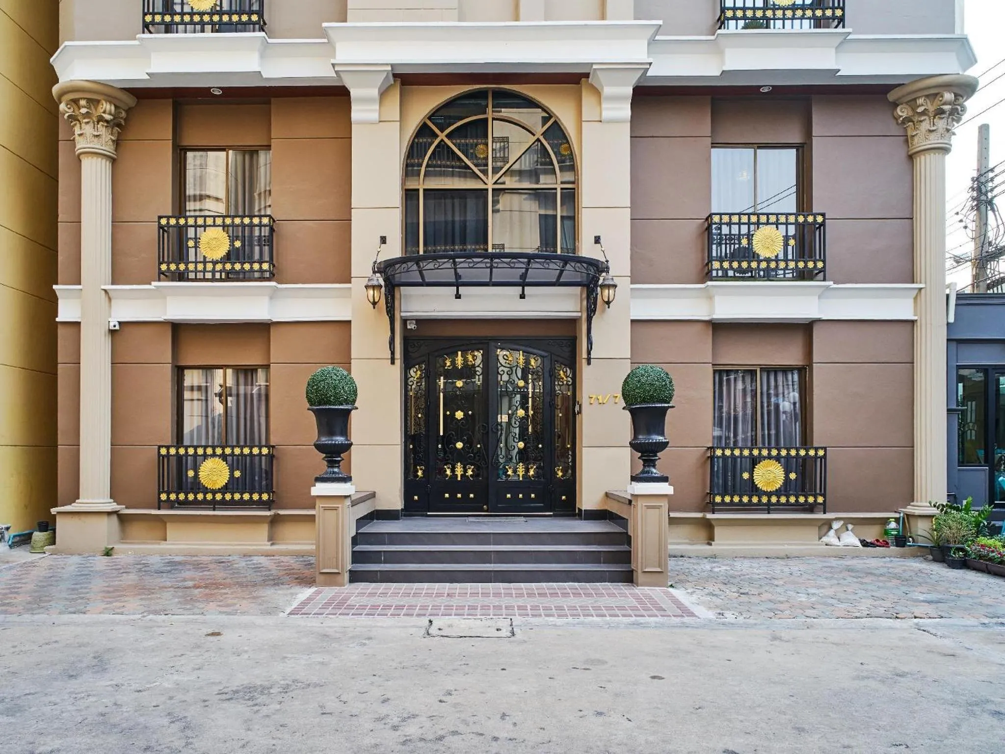 Property building in The Star of Sathorn