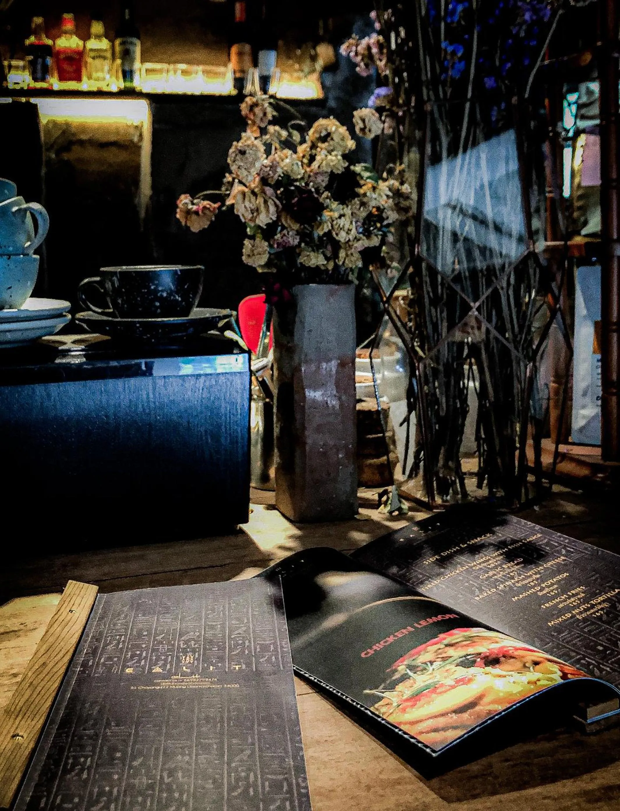 Restaurant/places to eat in De Lit