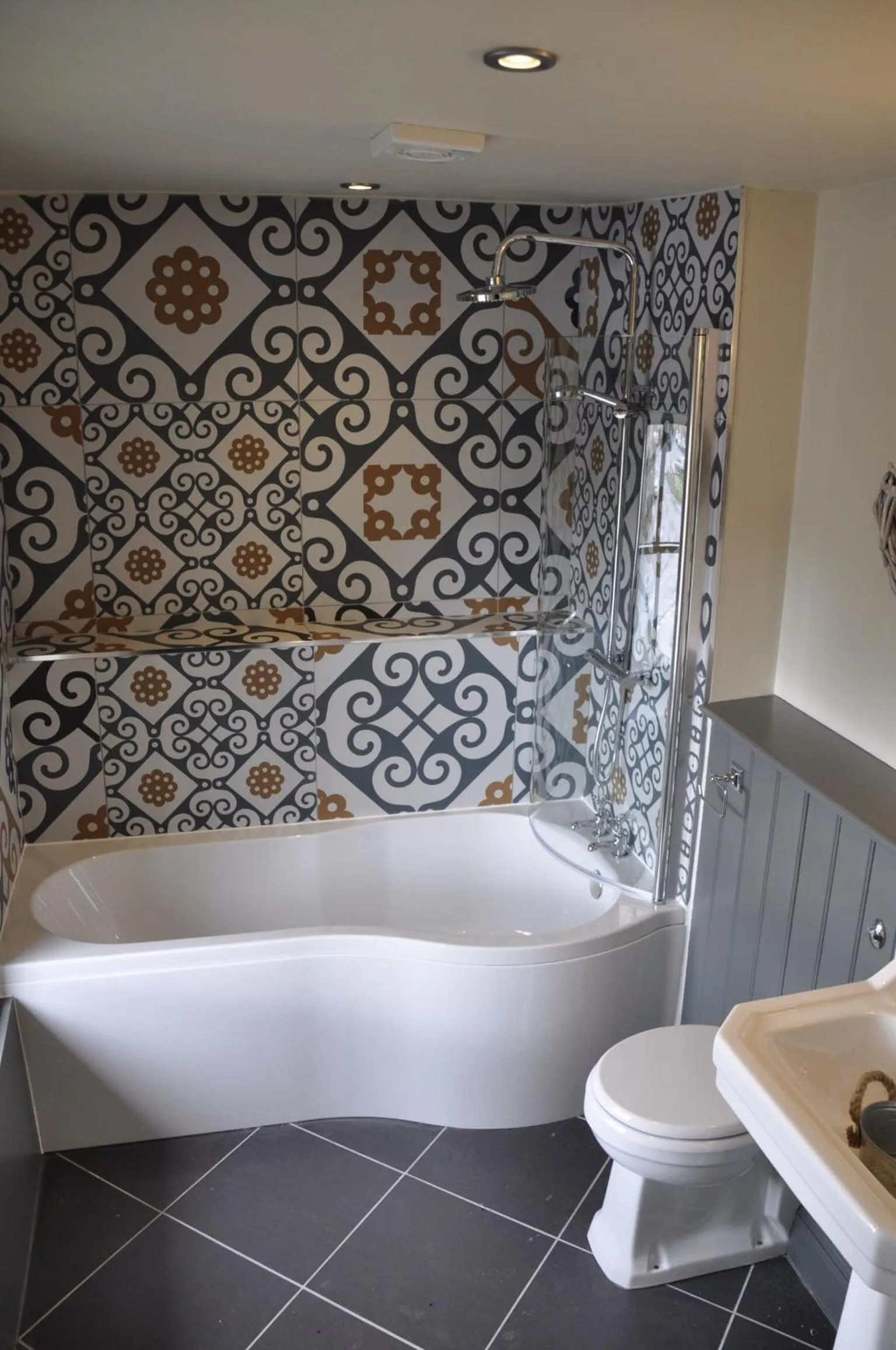 Bathroom in Higher Buck Inn