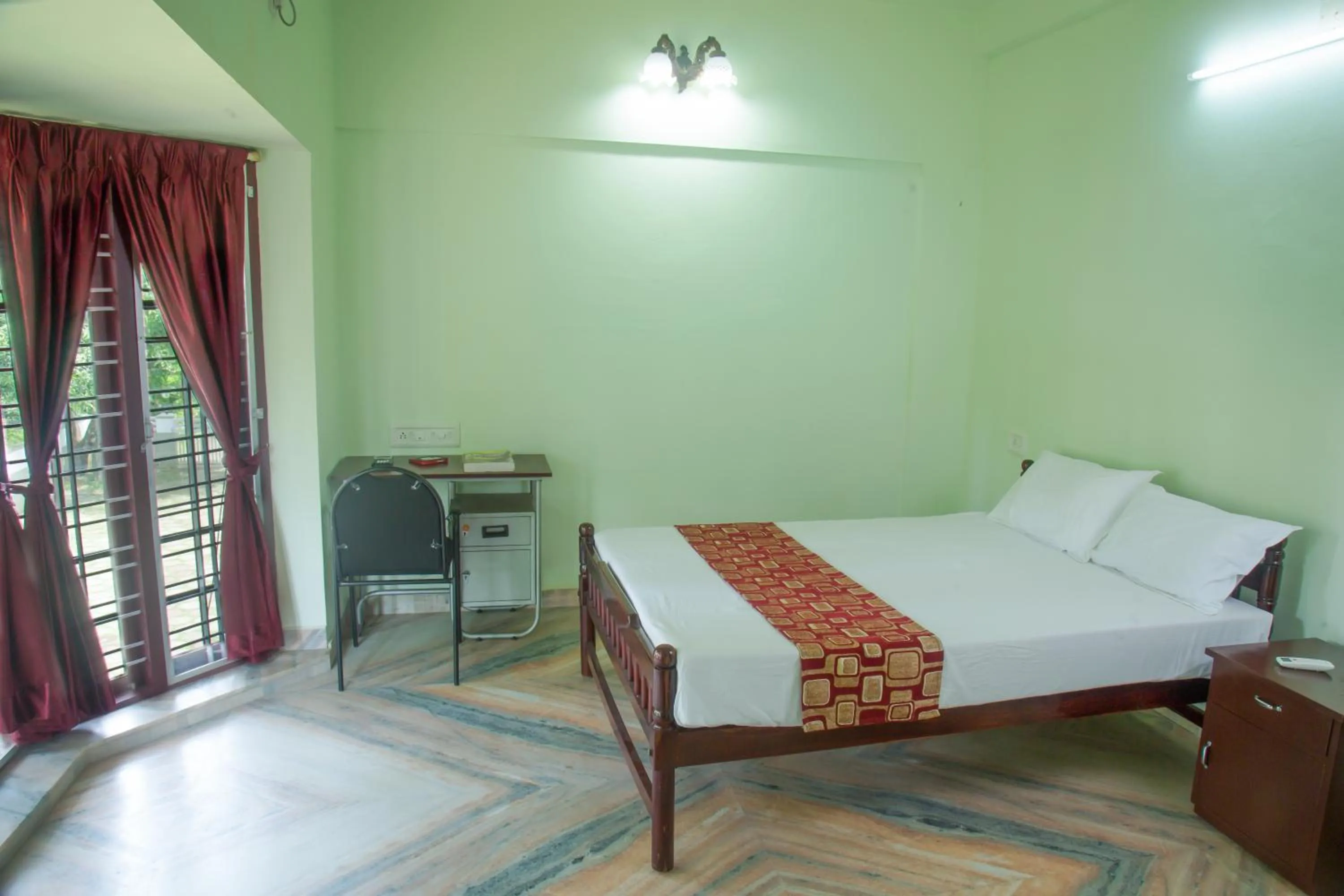 View (from property/room), Bed in Lake County Heritage Home