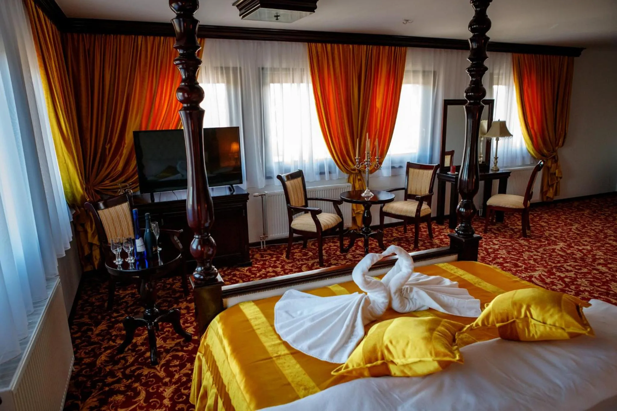 Photo of the whole room, Bed in Hotel Zlatarski Zlatnik