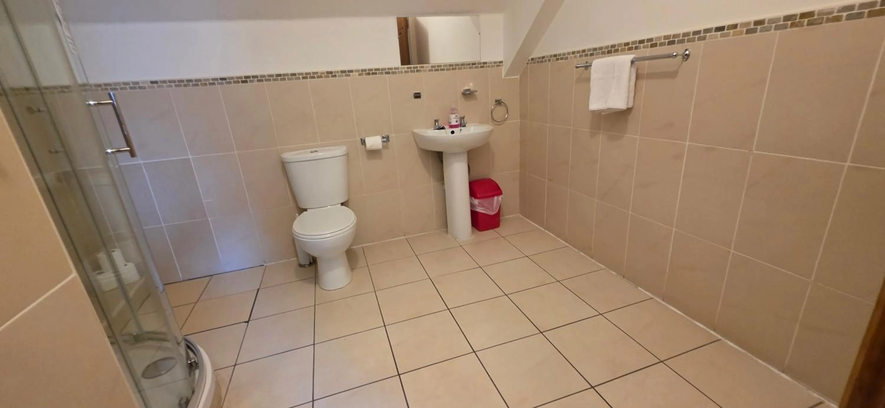 The Courtyard Apartments