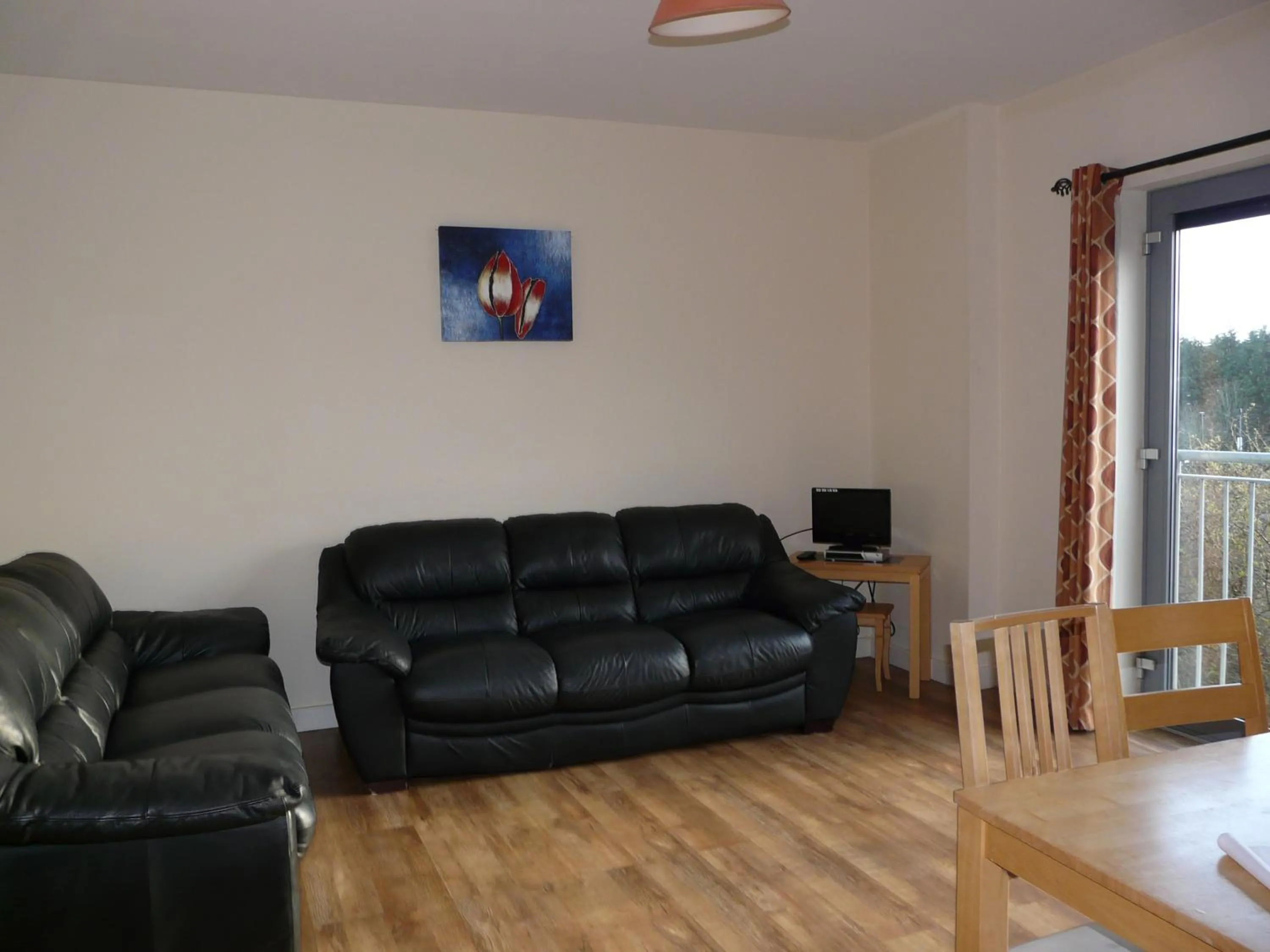 The Courtyard Apartments