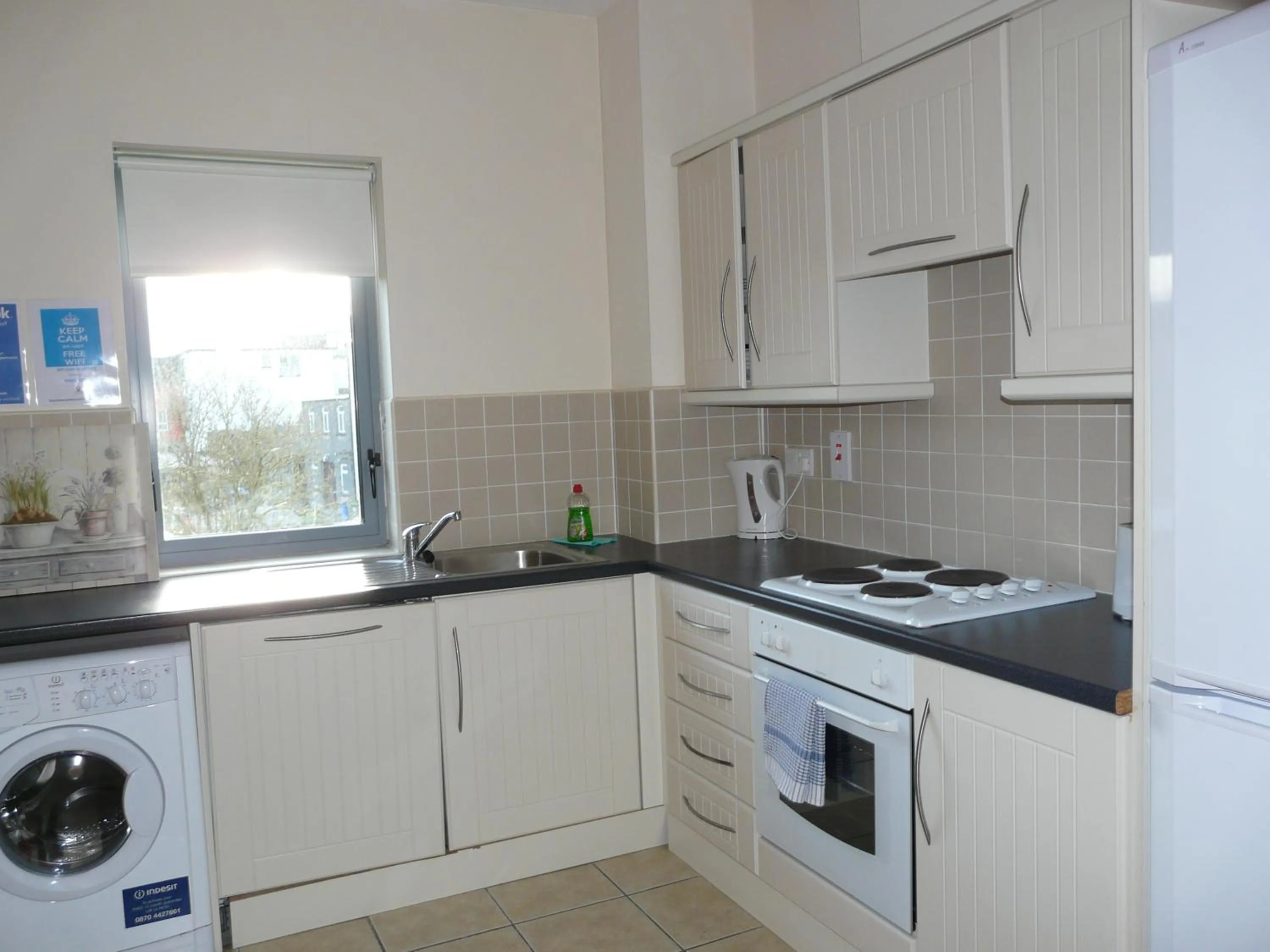 The Courtyard Apartments