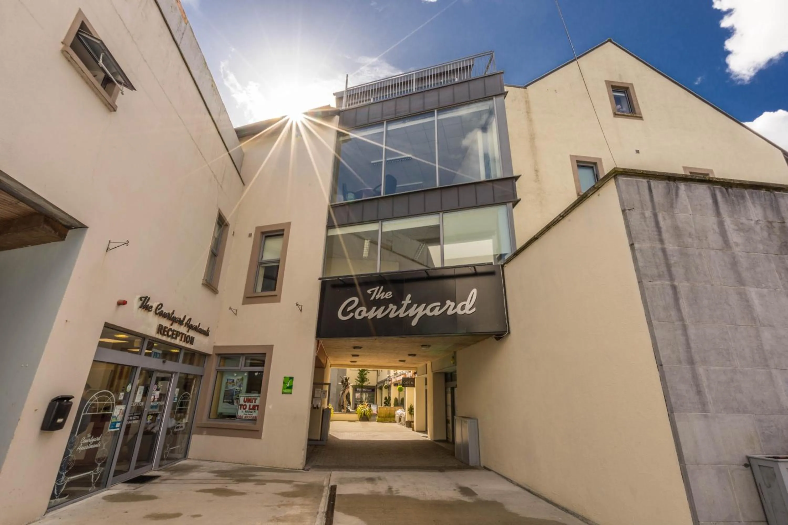 The Courtyard Apartments