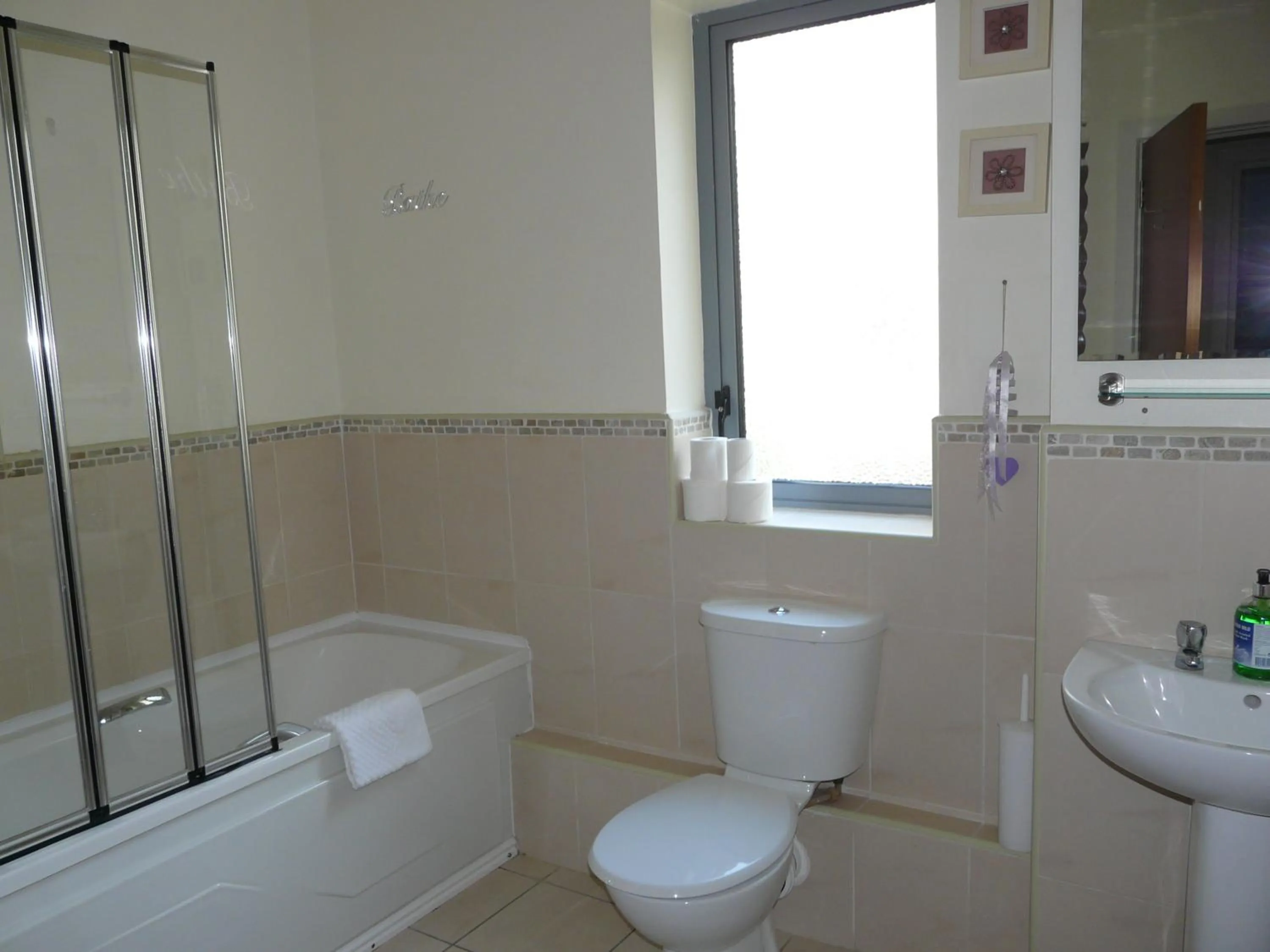 The Courtyard Apartments