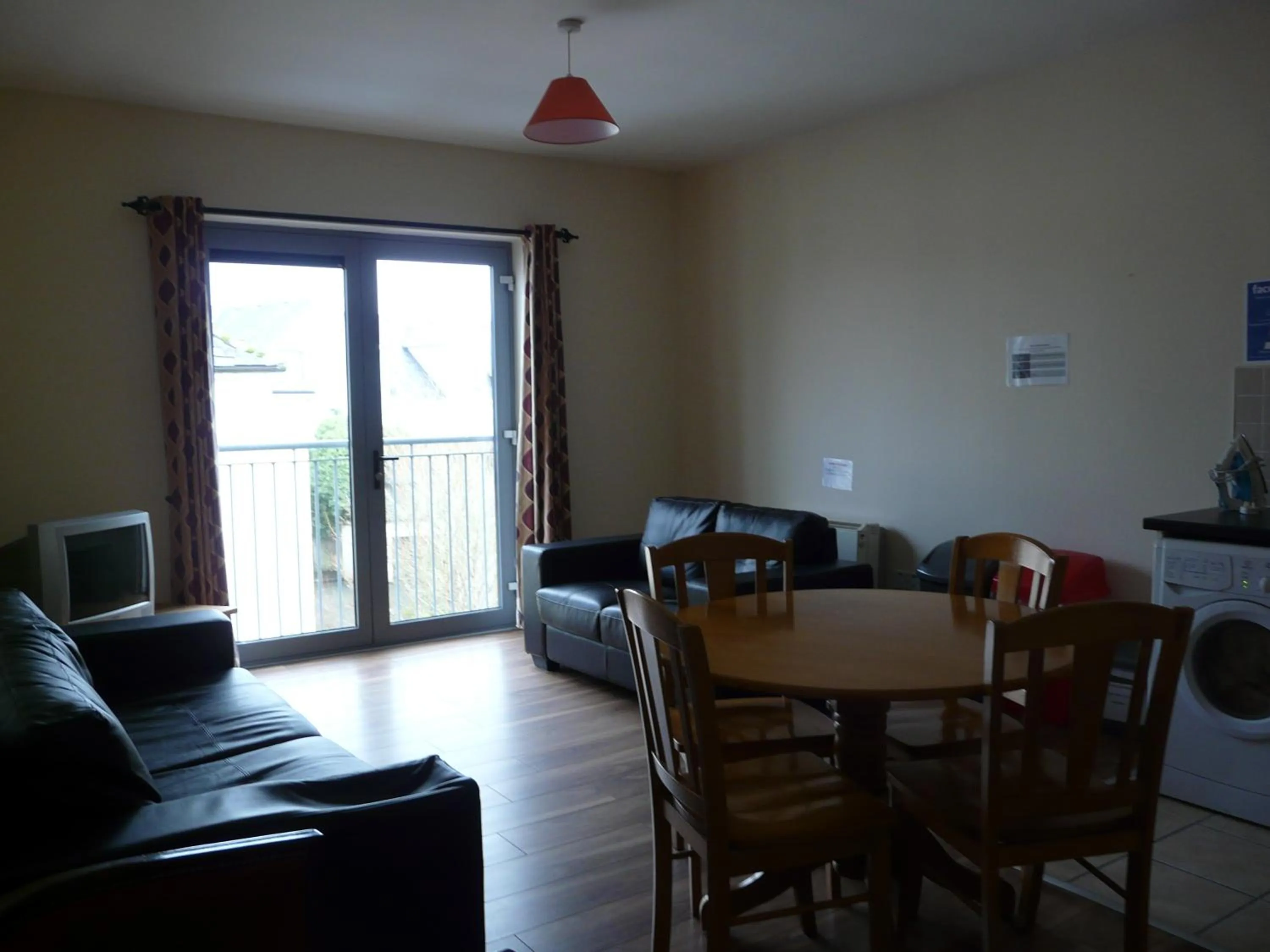 The Courtyard Apartments