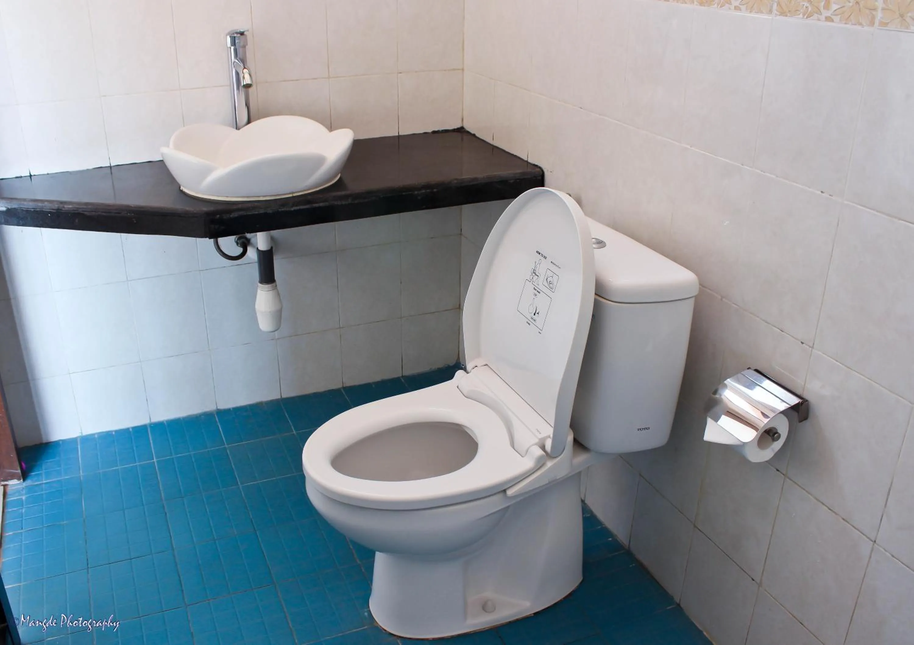 Bathroom in Chillhouse Lembongan