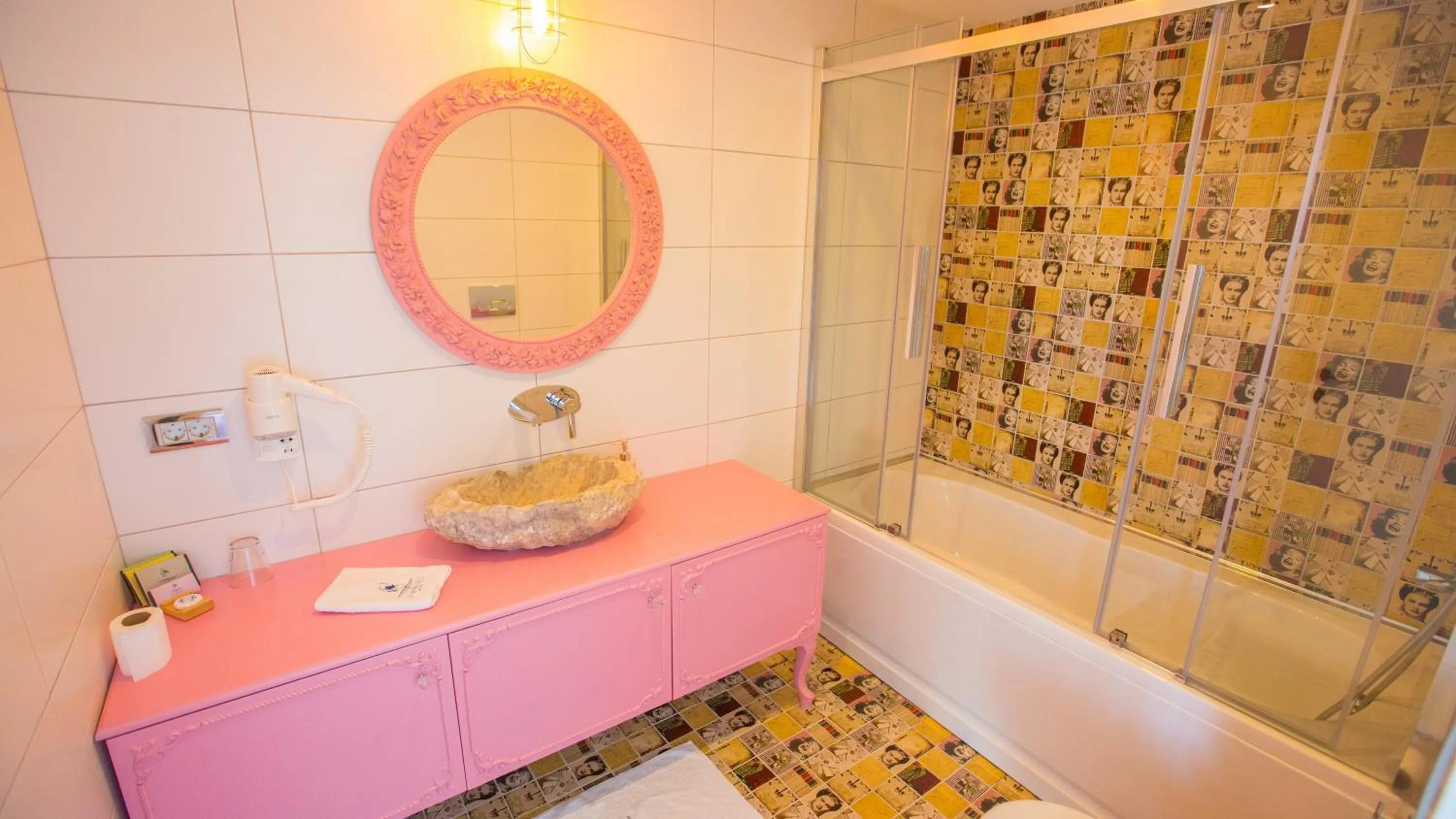 Bathroom in Limnades Hotel İznik