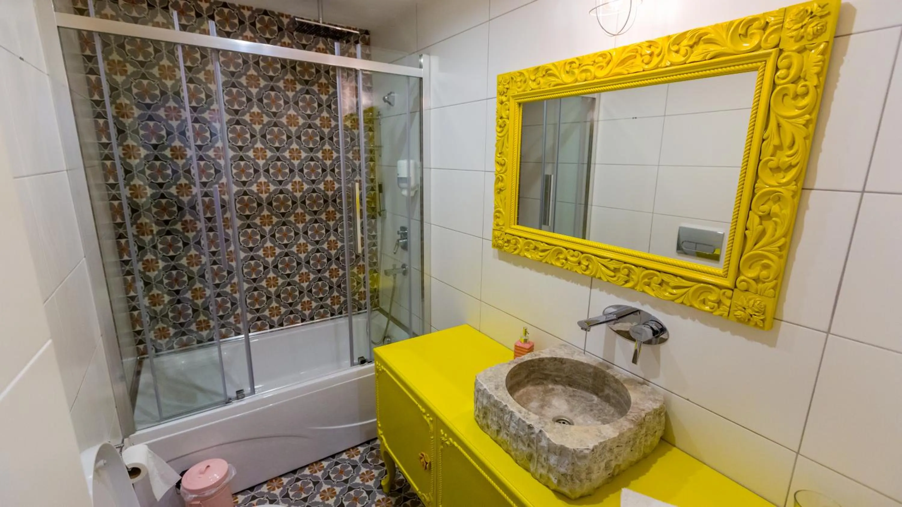 Bathroom in Limnades Hotel İznik