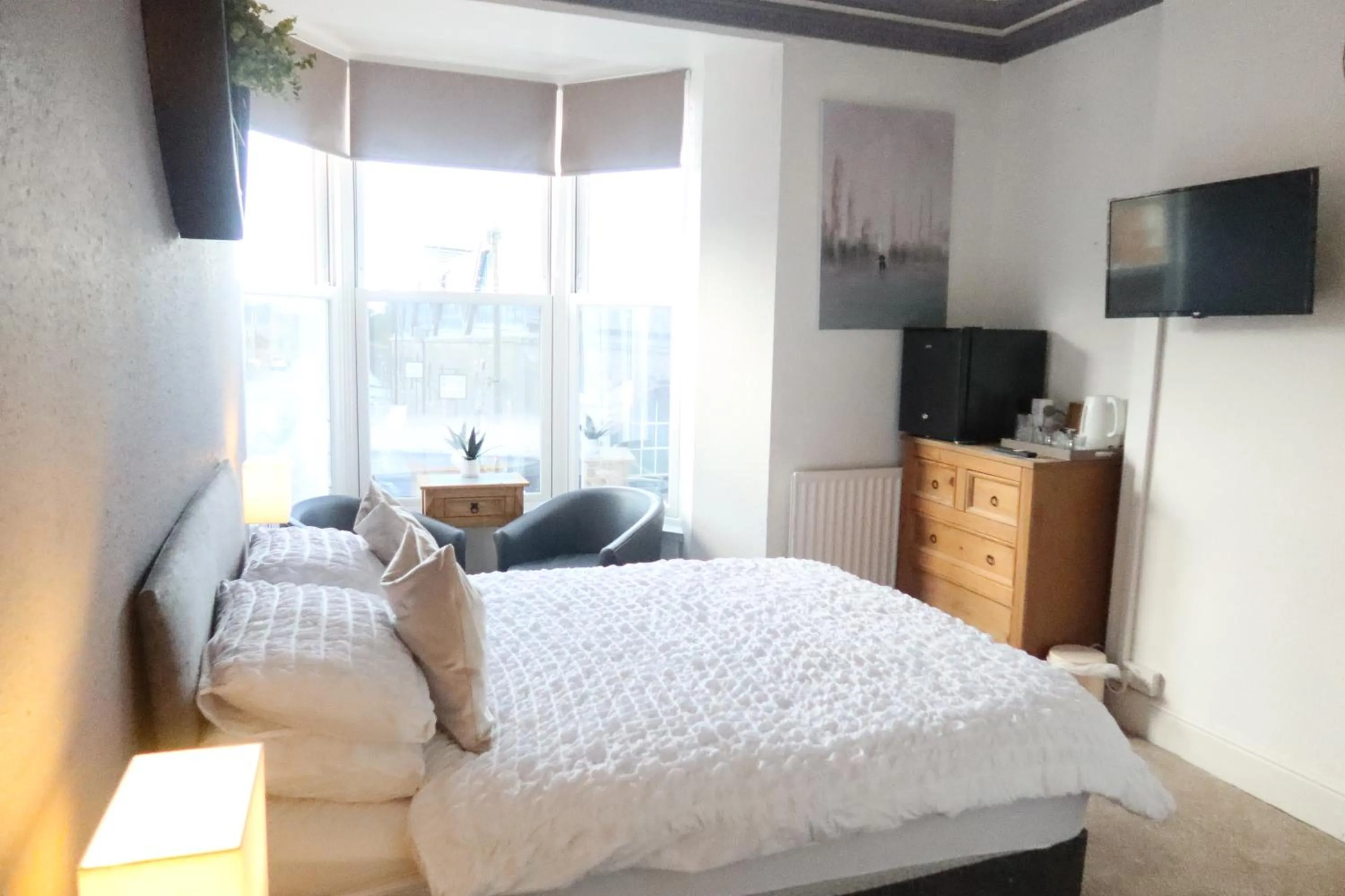 Bed in The Dolphin Hotel & Restaurant