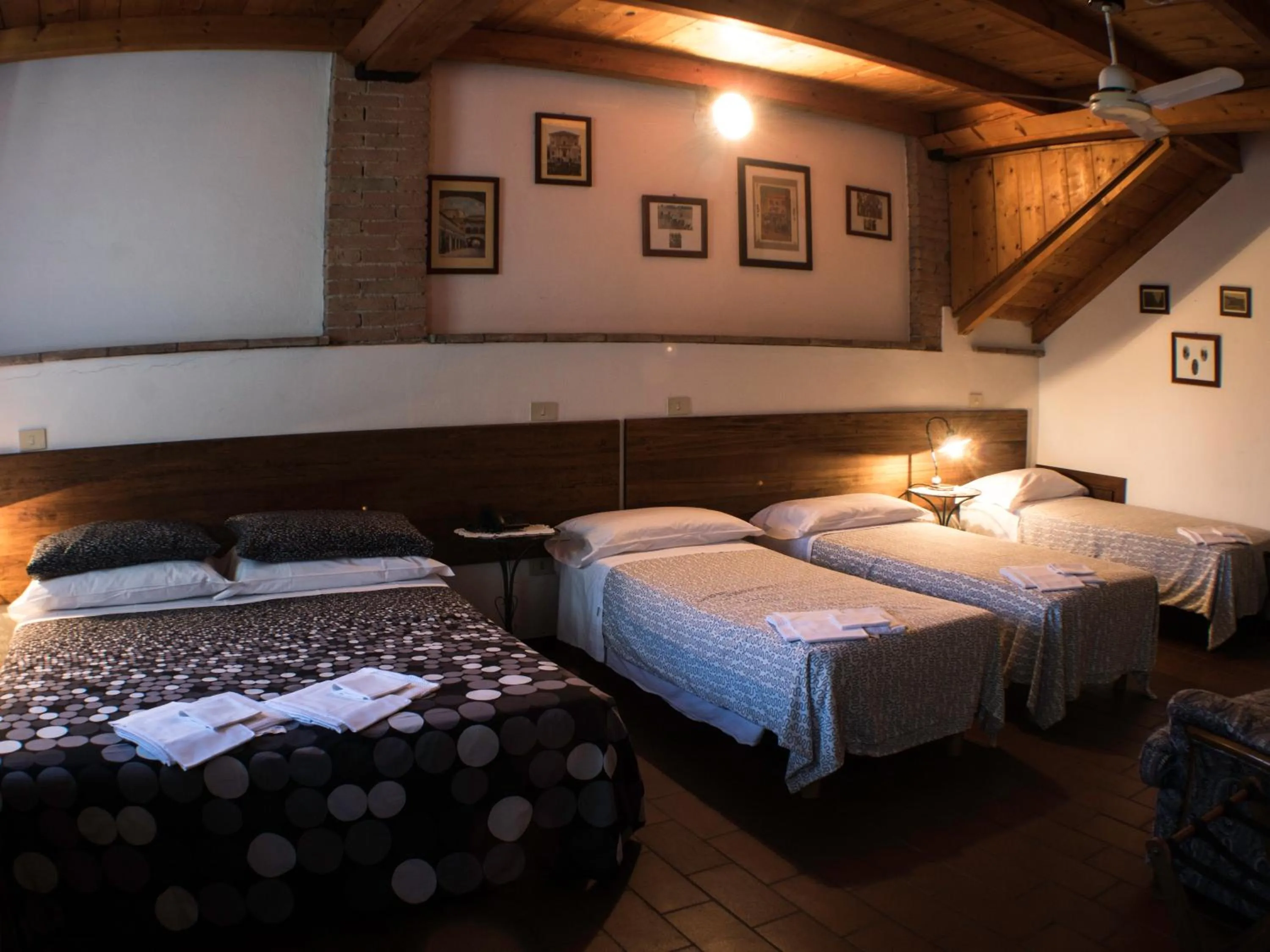 Bed in Locanda Casa Motta