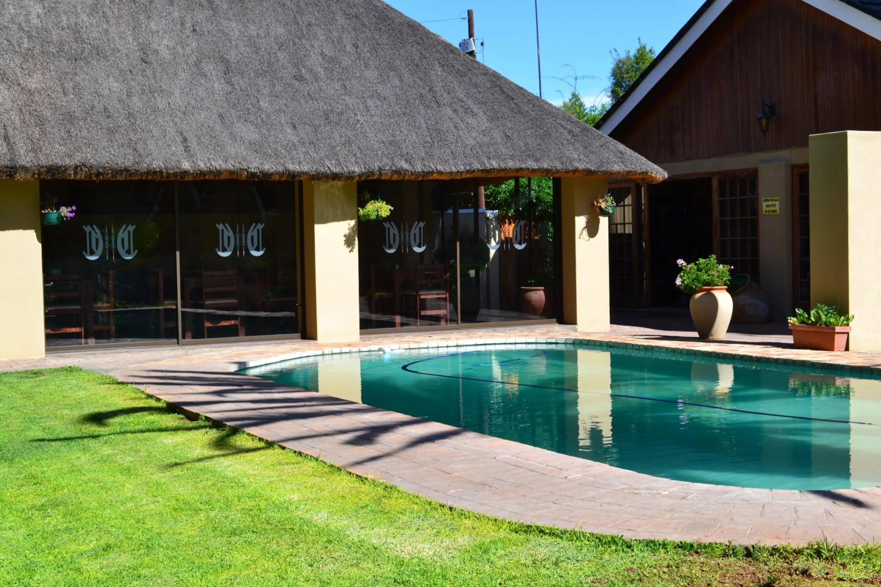 Swimming pool in Castello Guesthouse Vryburg