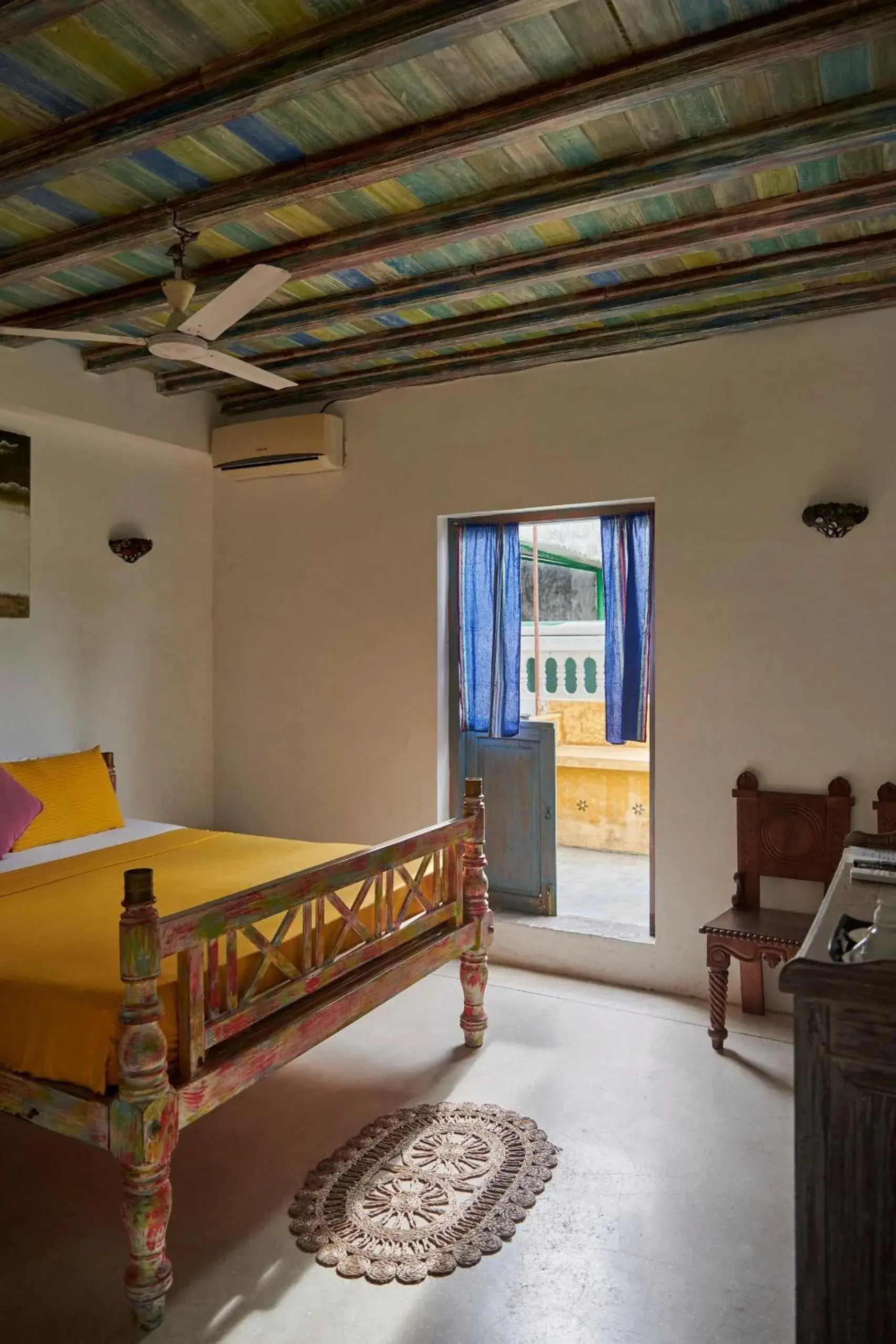 Double Room with Balcony - single occupancy in Antic Guesthouse - Galle Fort Double Room with Balcony - single occupancy in Antic Guesthouse - Galle Fort