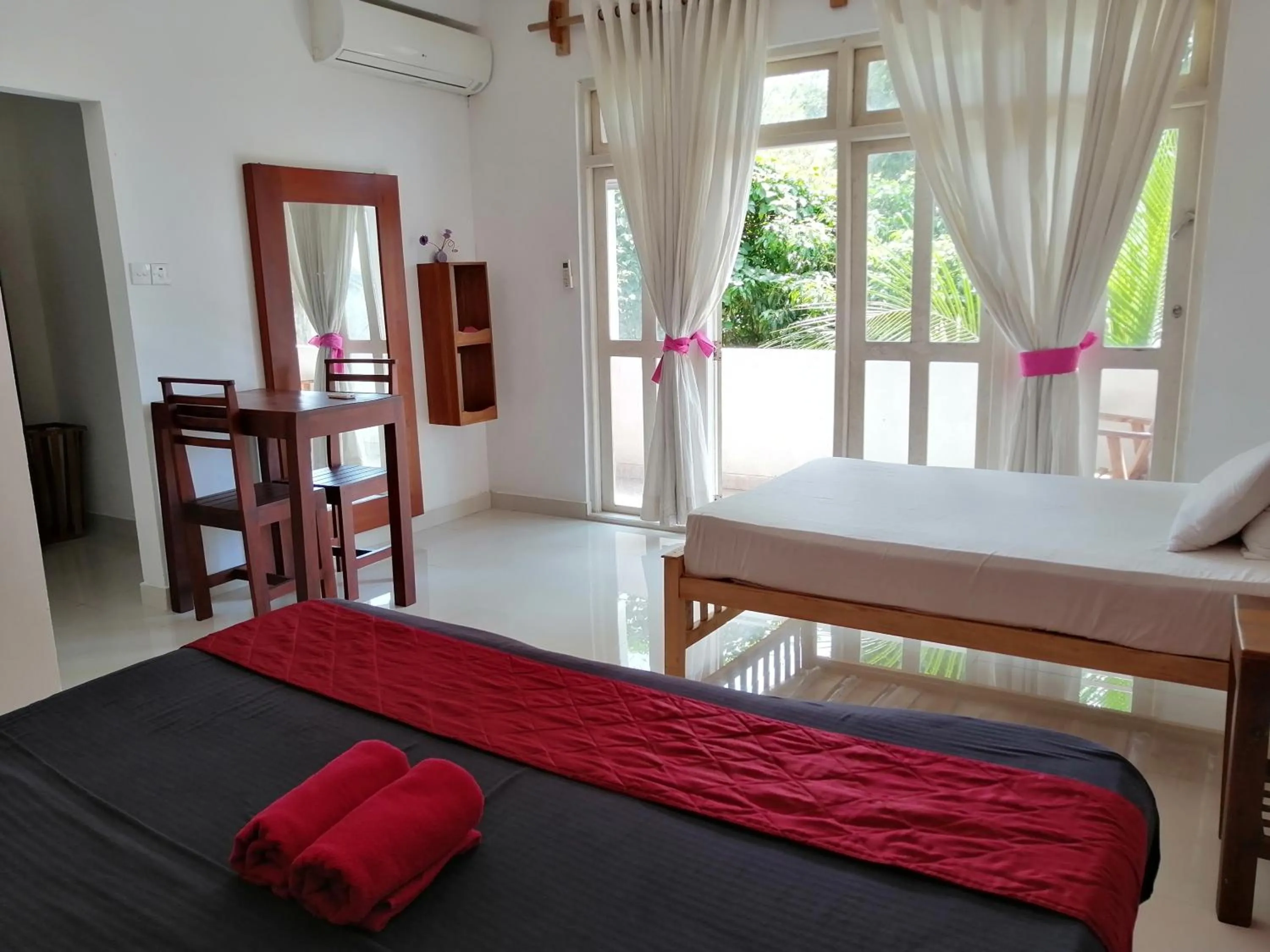 Bed in Sithila Villa